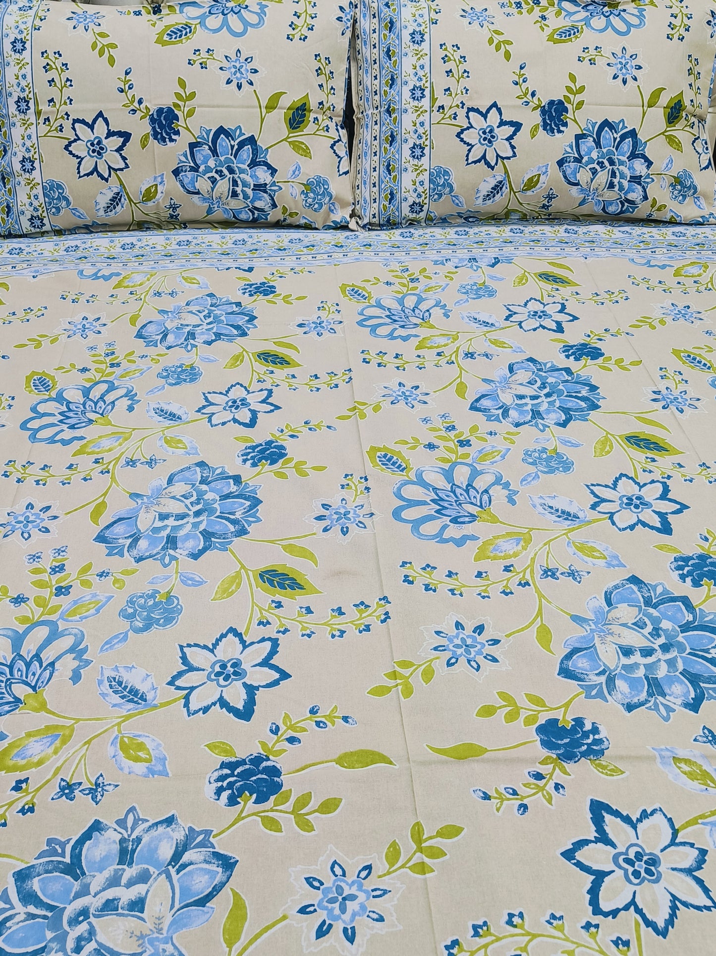 FRESH ARRIVALS Gulbahaar King Size Bedsheets(Dispatch Time 24 Hours)