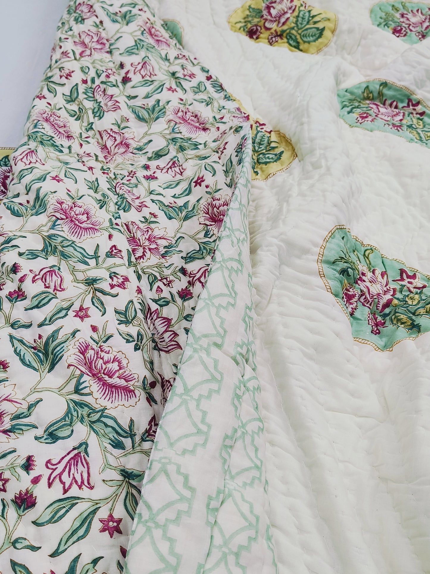 Bedding Sets with Quilts