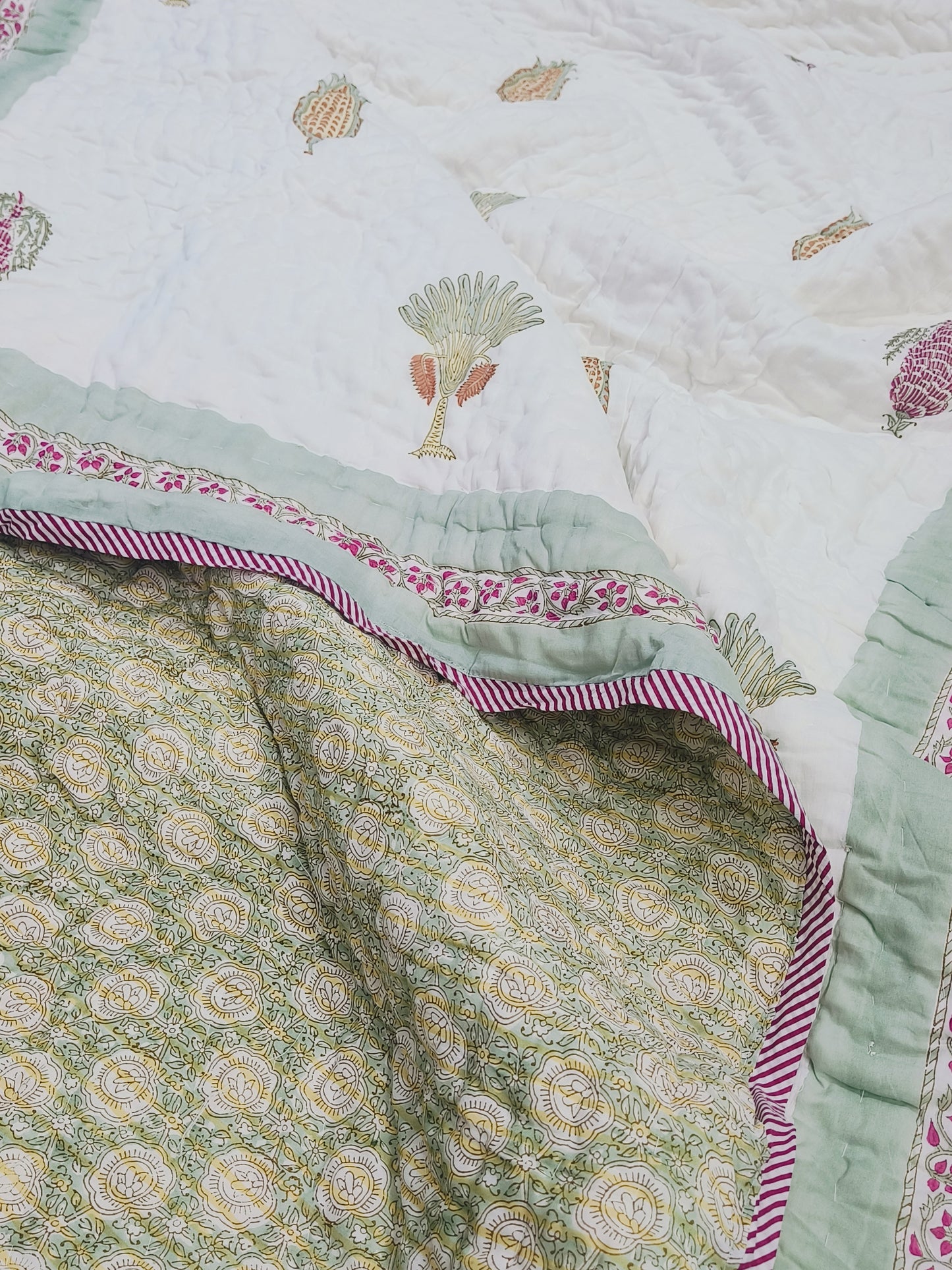 FRESH ARRIVAL Quilts (Double Bed)