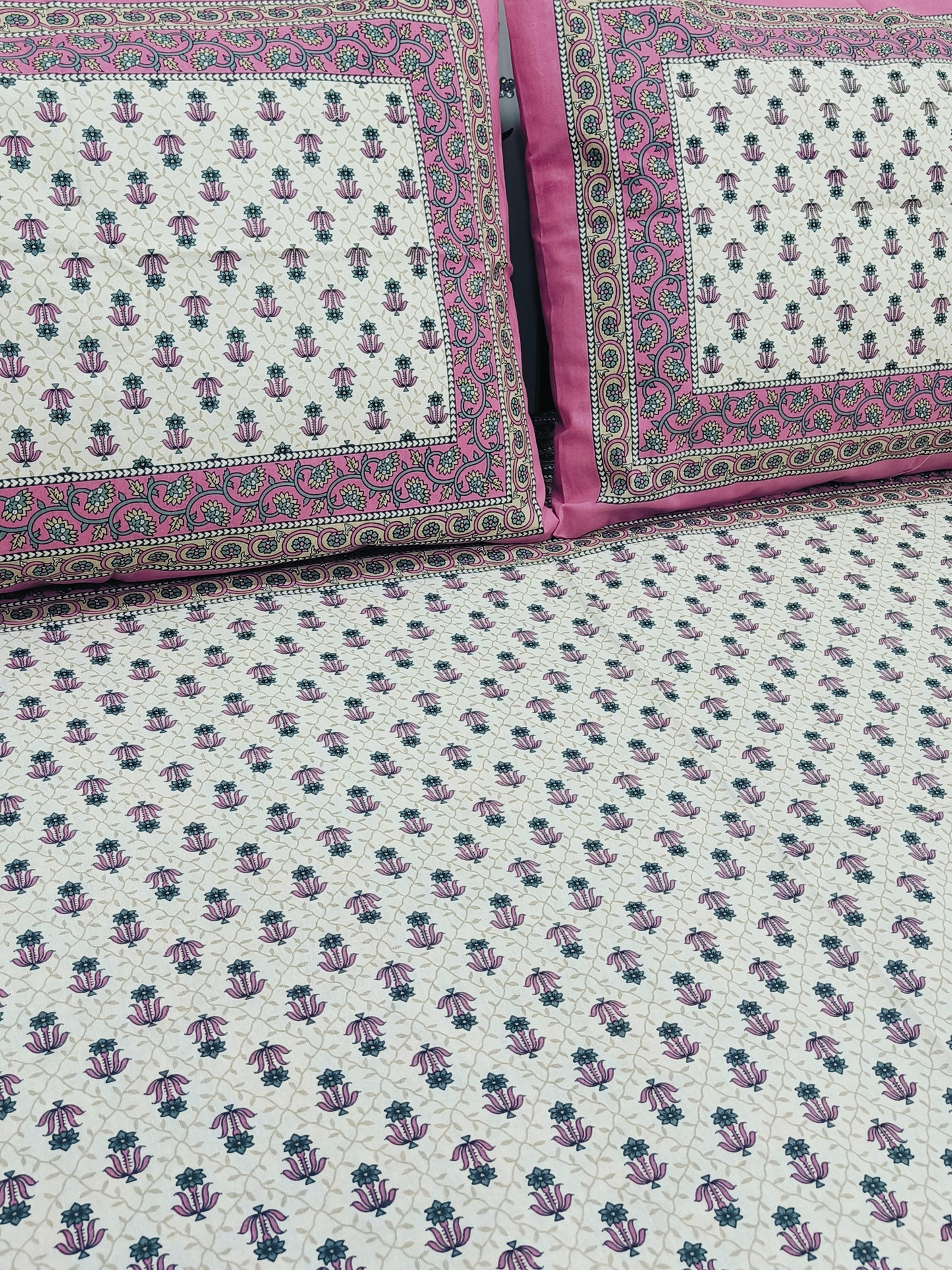 FRESH ARRIVAL! Floral Sadabahaar Bedsheets(Dispatch Time 24 Hours)
