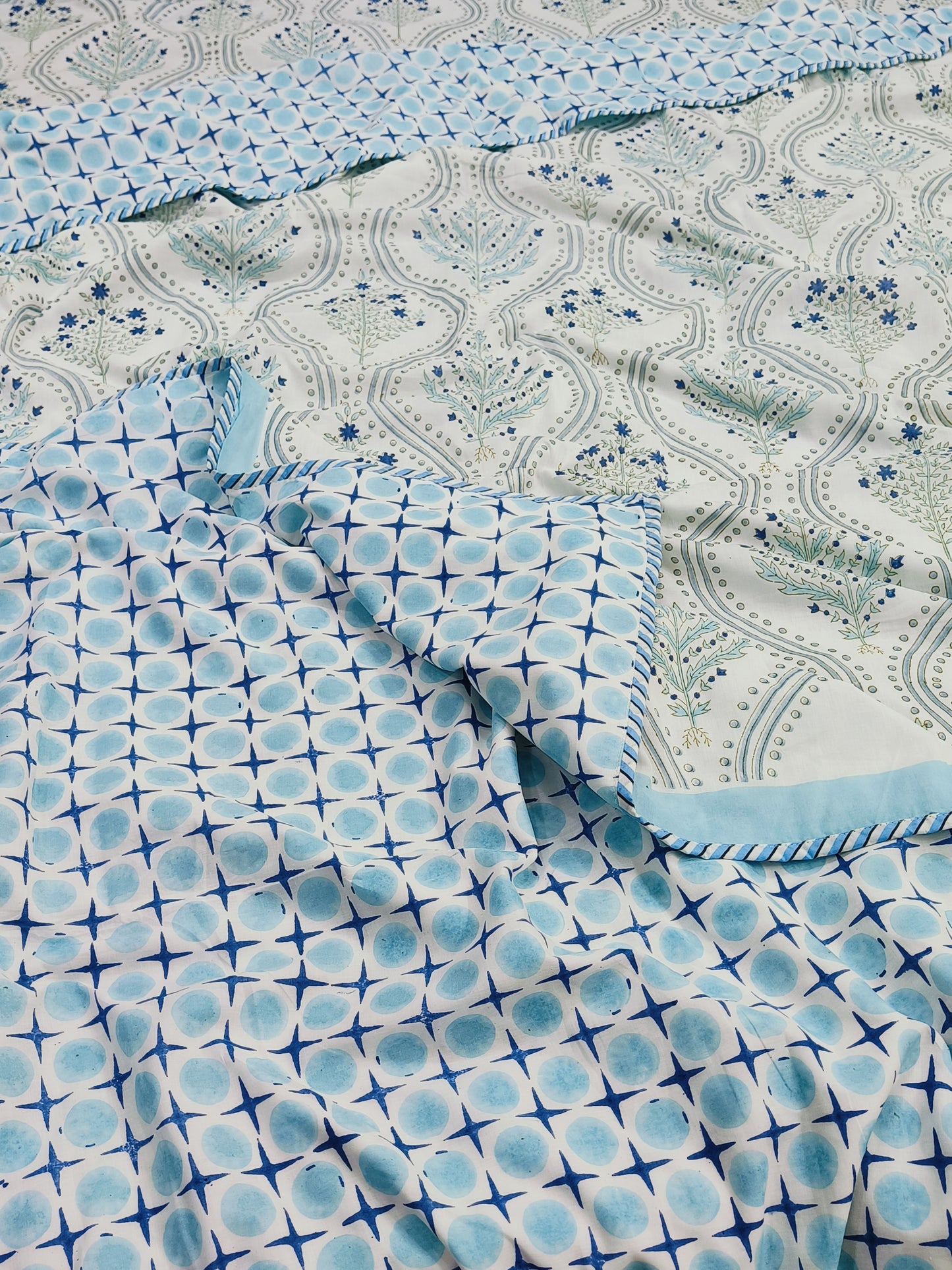 Bedding sets with Dohars