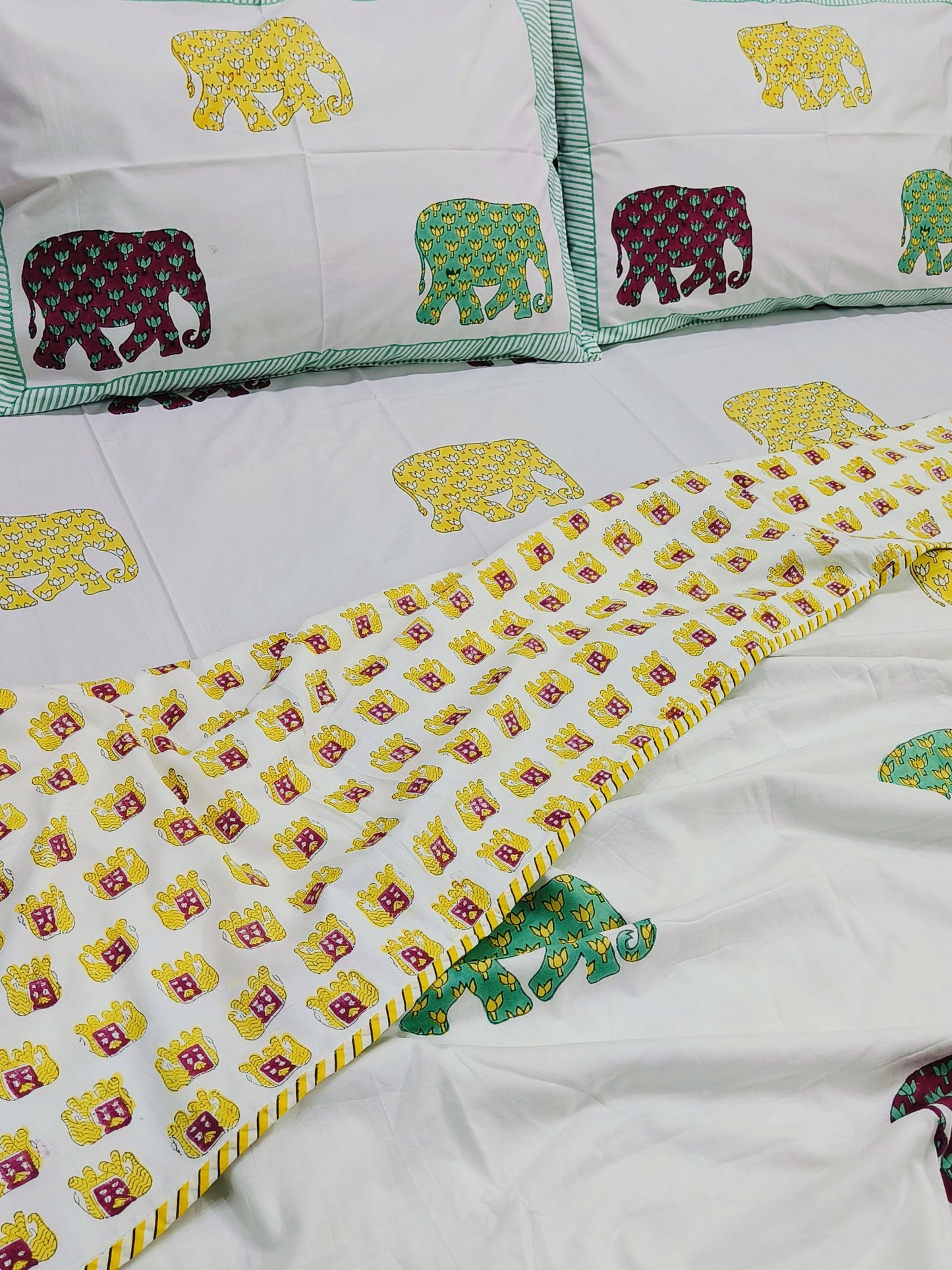 Bedding sets with Dohars