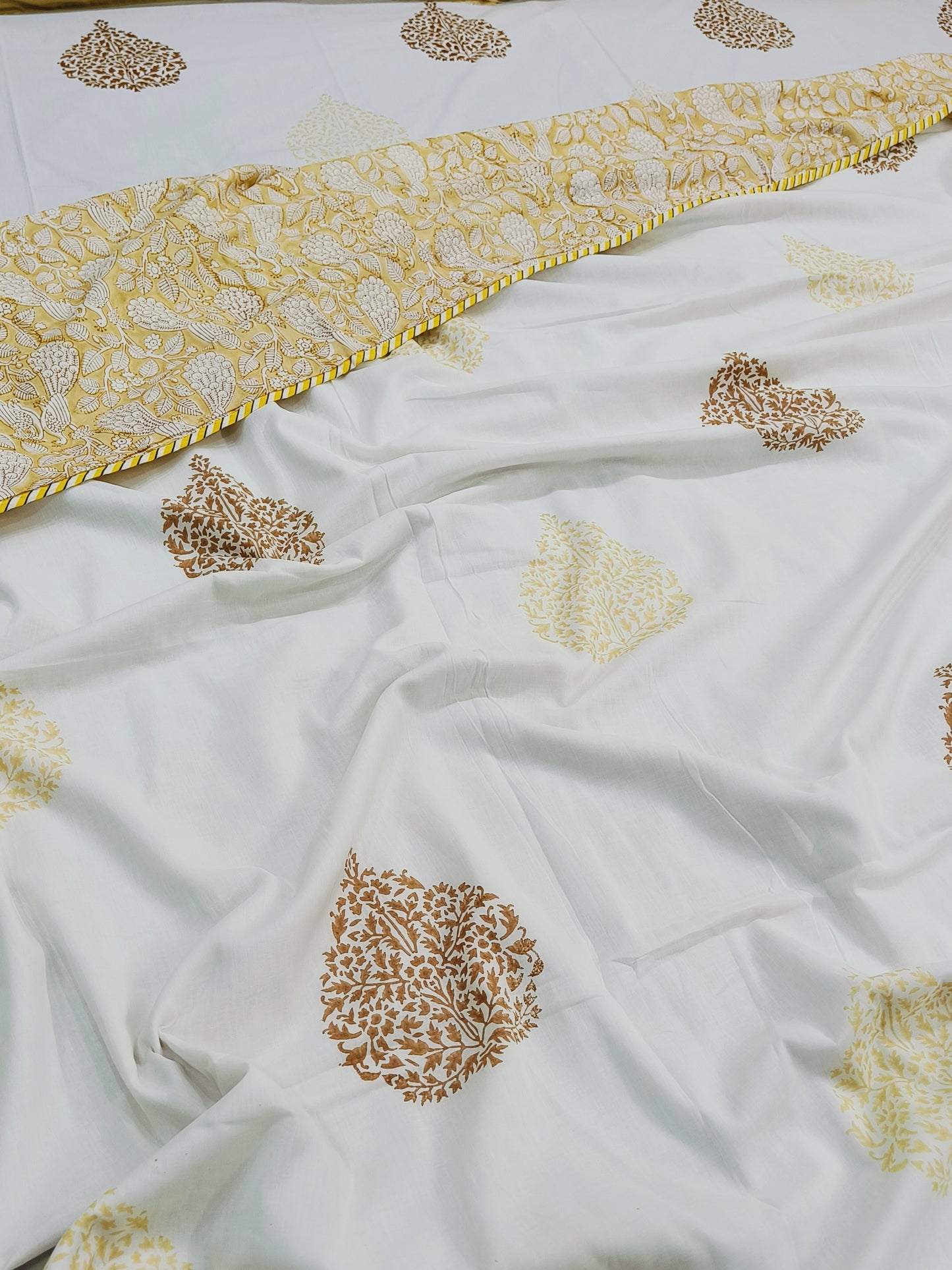 FRESH ARRIVAL Handblock Printed Premium Double Bed Dohars