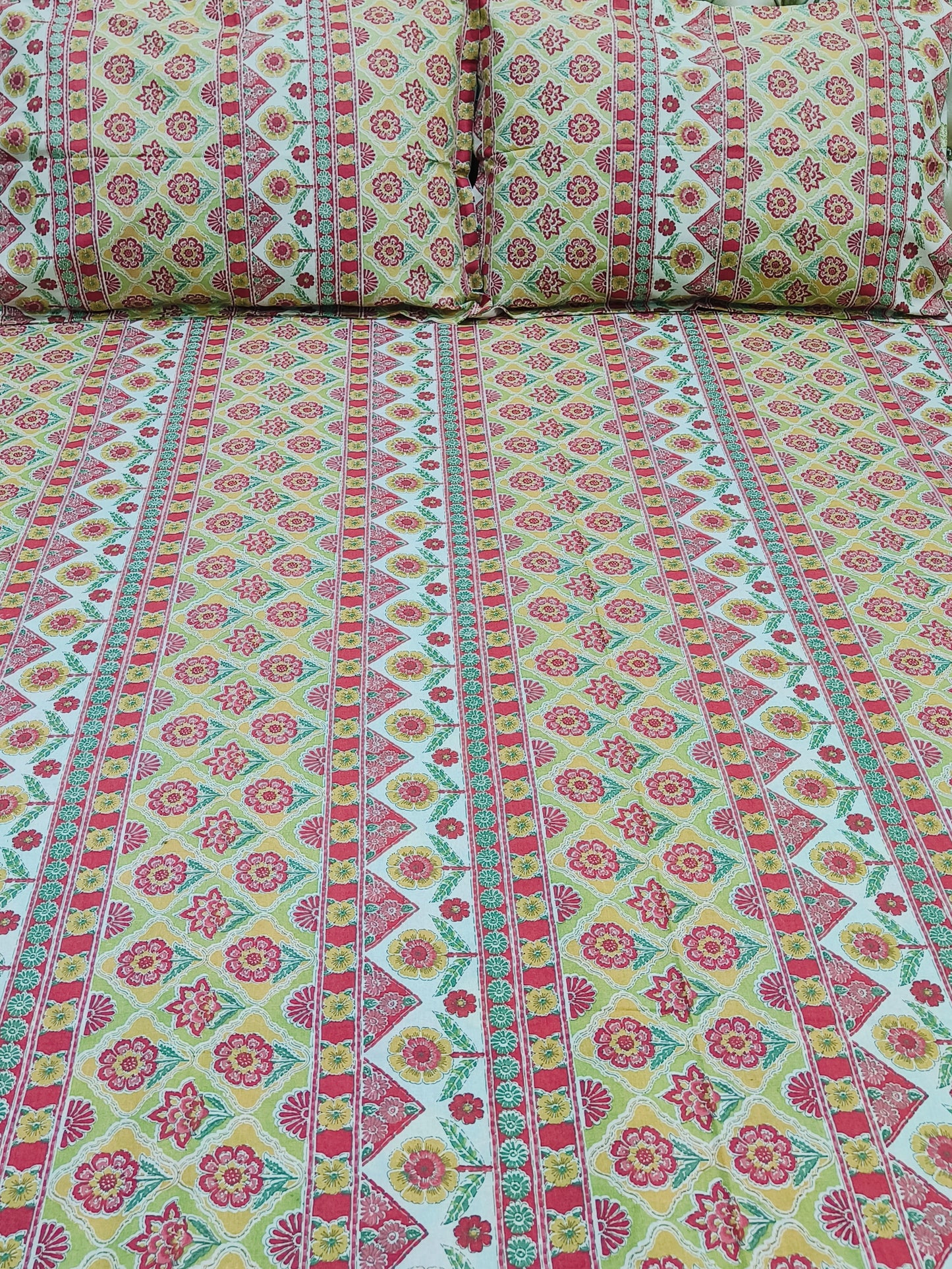 FRESH ARRIVAL! Floral Sadabahaar Bedsheets(Dispatch Time 24 Hours)