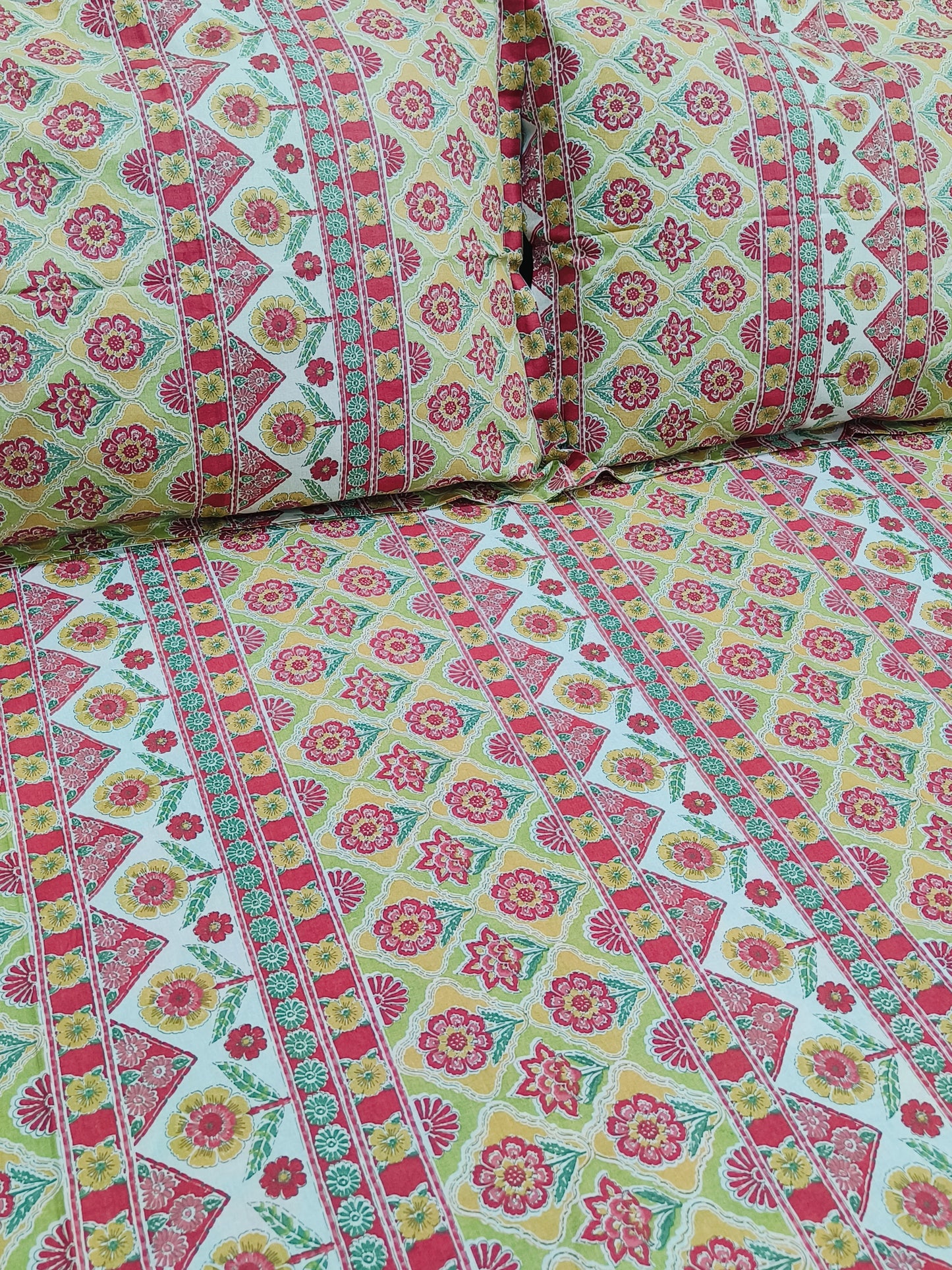 FRESH ARRIVAL! Floral Sadabahaar Bedsheets(Dispatch Time 24 Hours)
