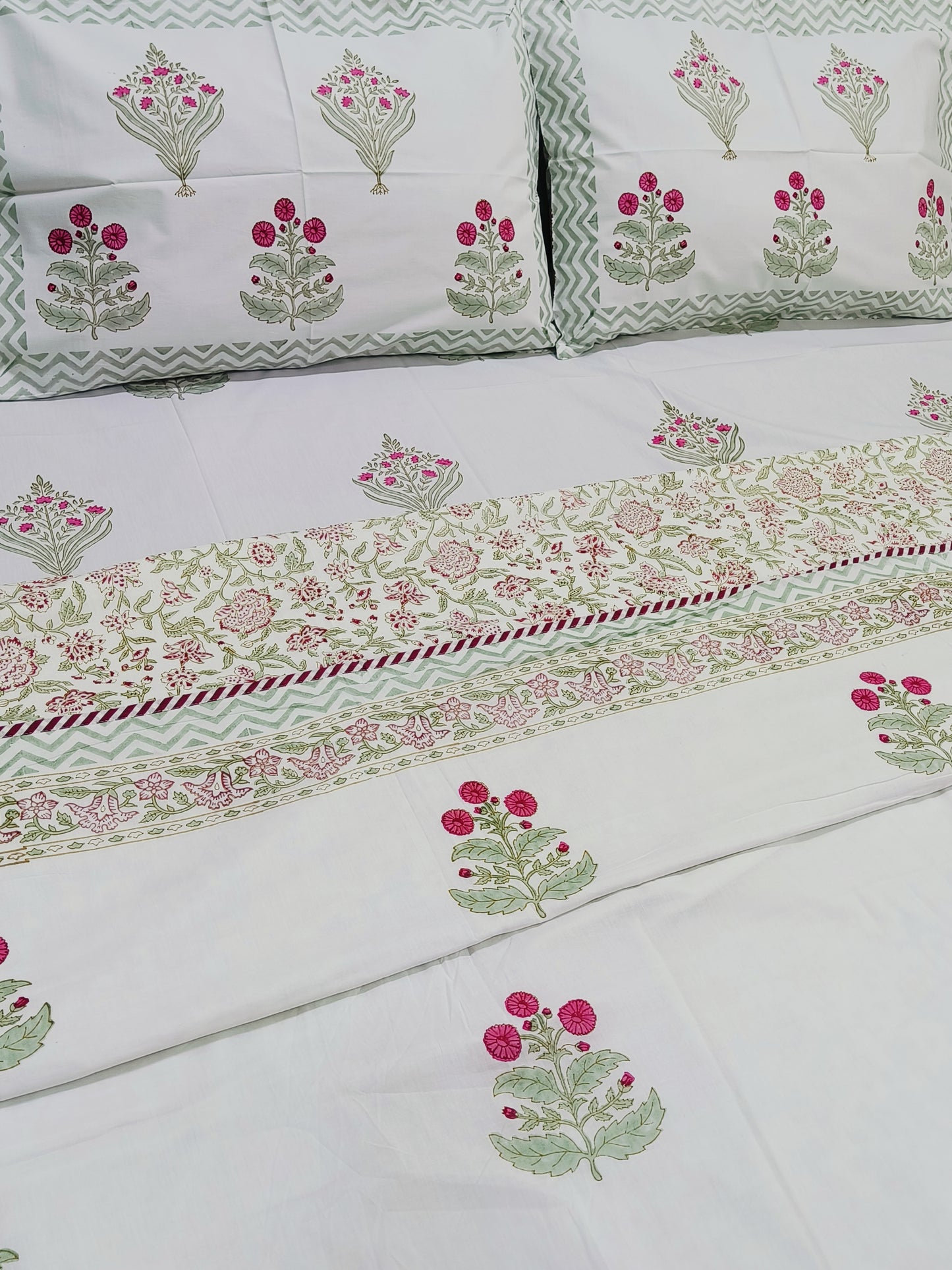 Bedding sets with Dohars