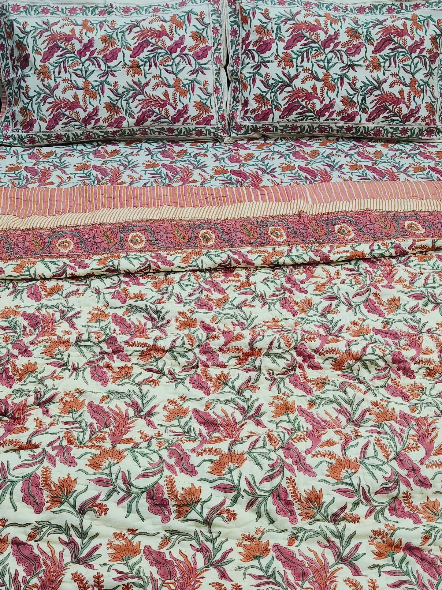 Bedding Sets with Quilts