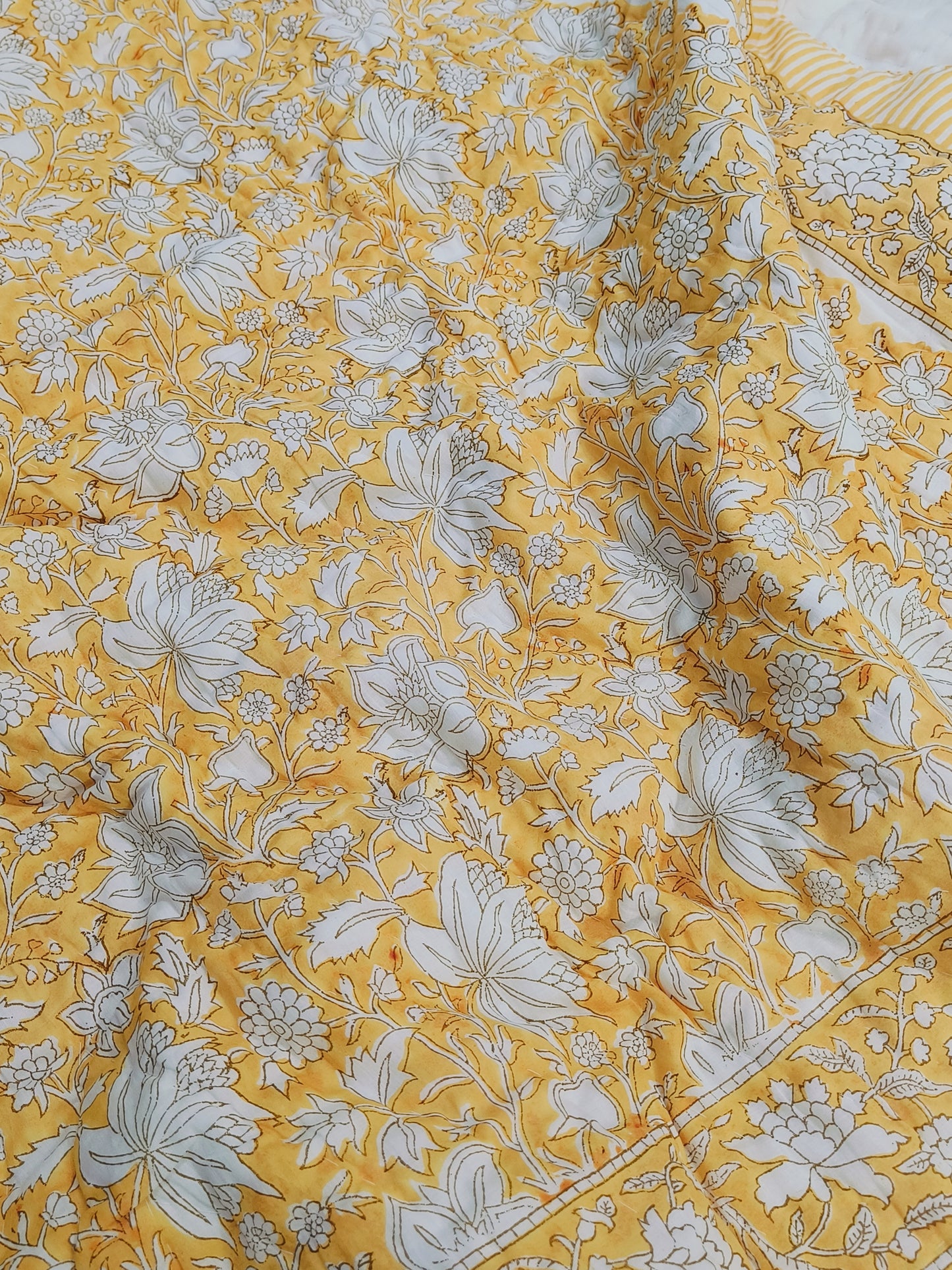 FRESH ARRIVAL Quilts (Double Bed)