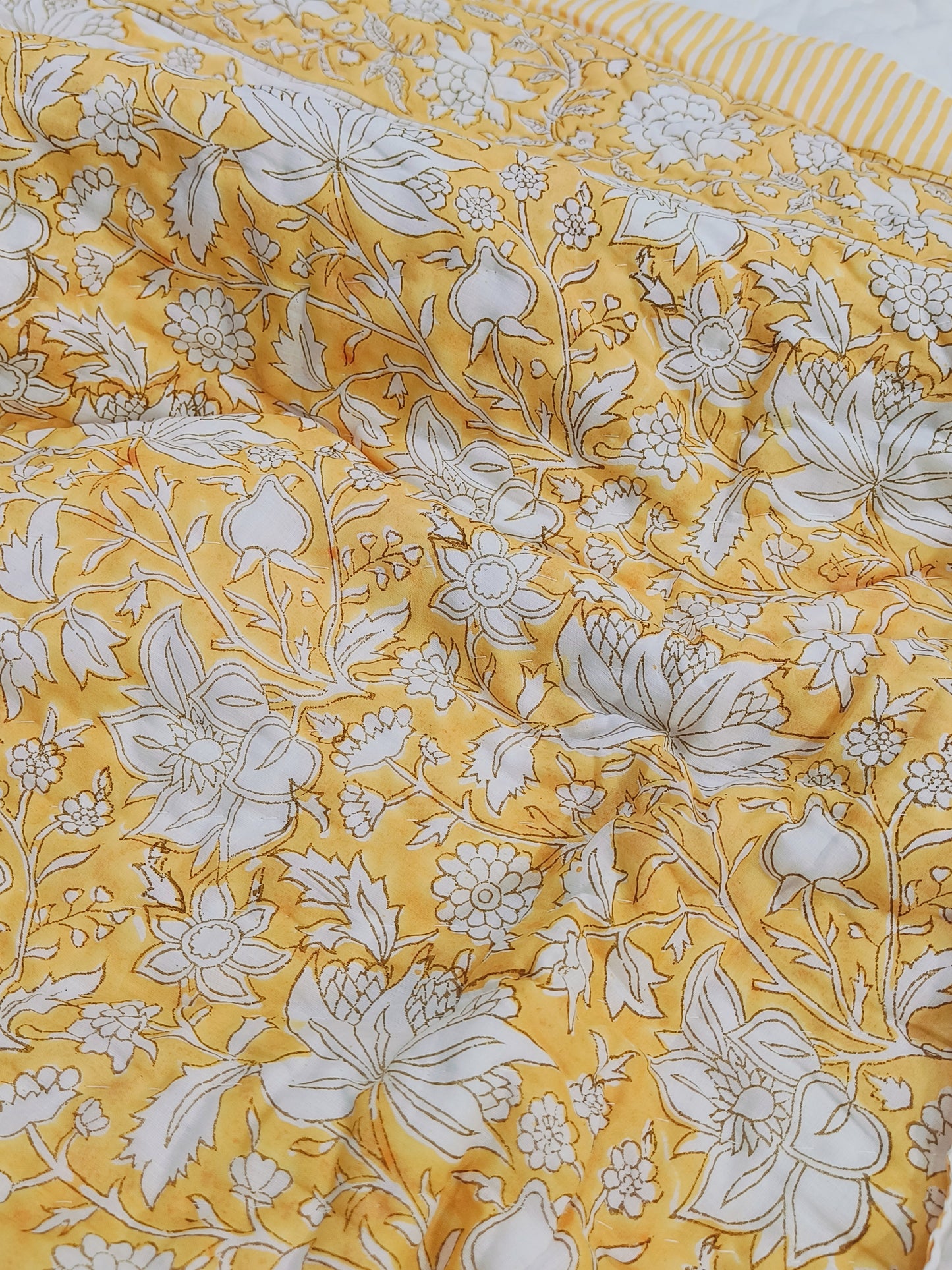 FRESH ARRIVAL Quilts (Double Bed)
