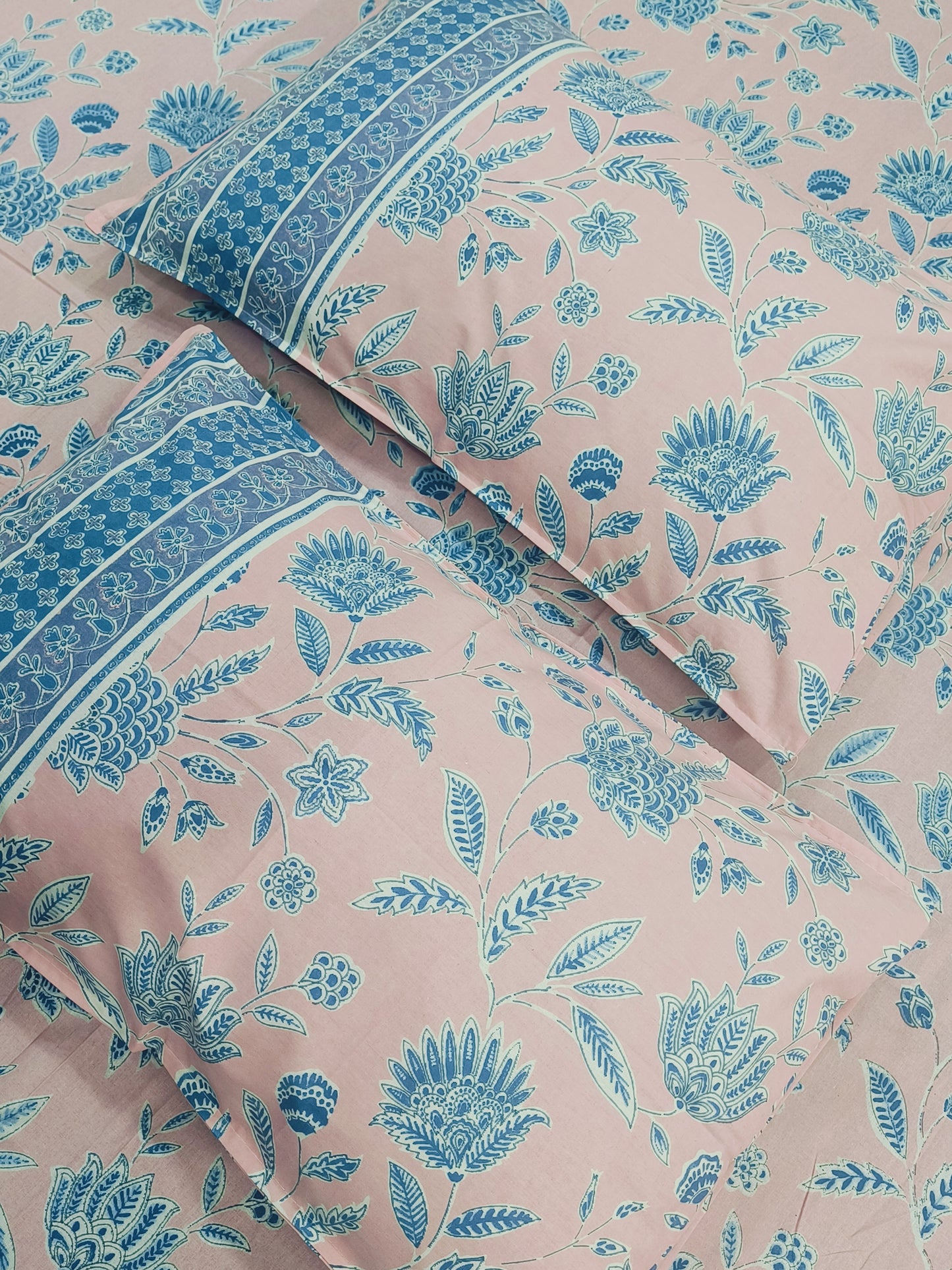 FRESH ARRIVALS Gulbahaar King Size Bedsheets(Dispatch Time 24 Hours)