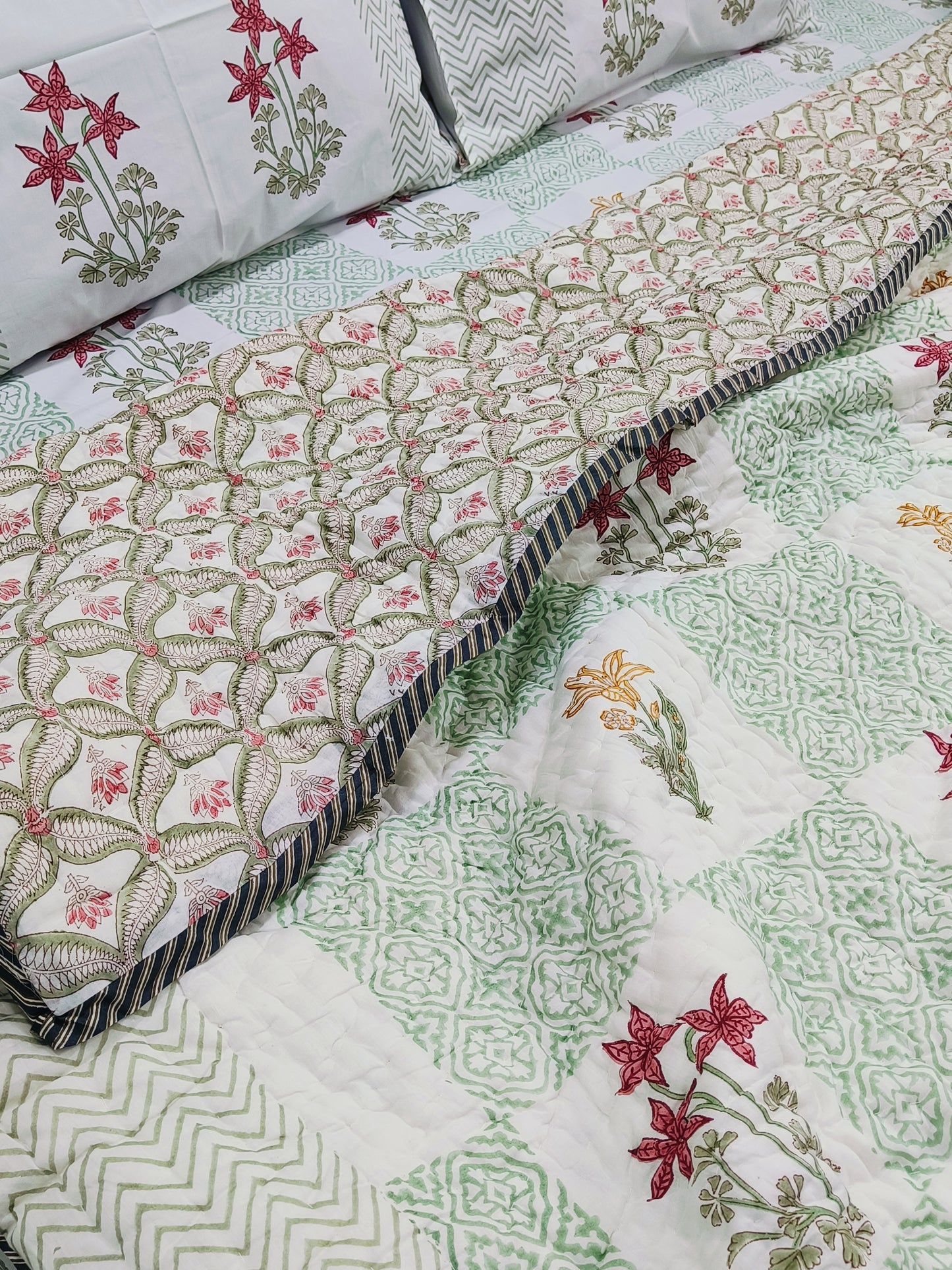 FRESH ARRIVAL Quilts (Double Bed)