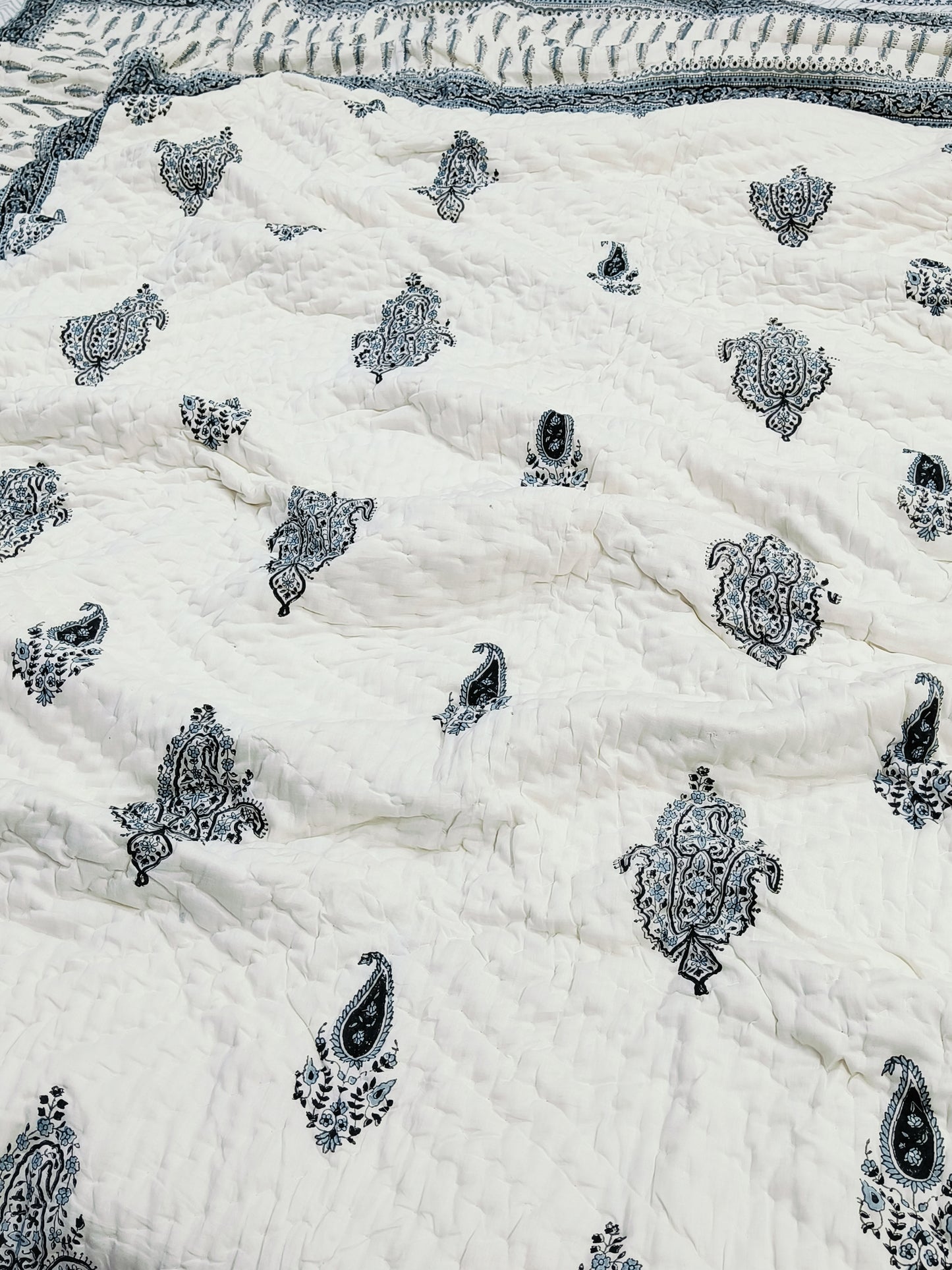 FRESH ARRIVAL Quilts (Double Bed)