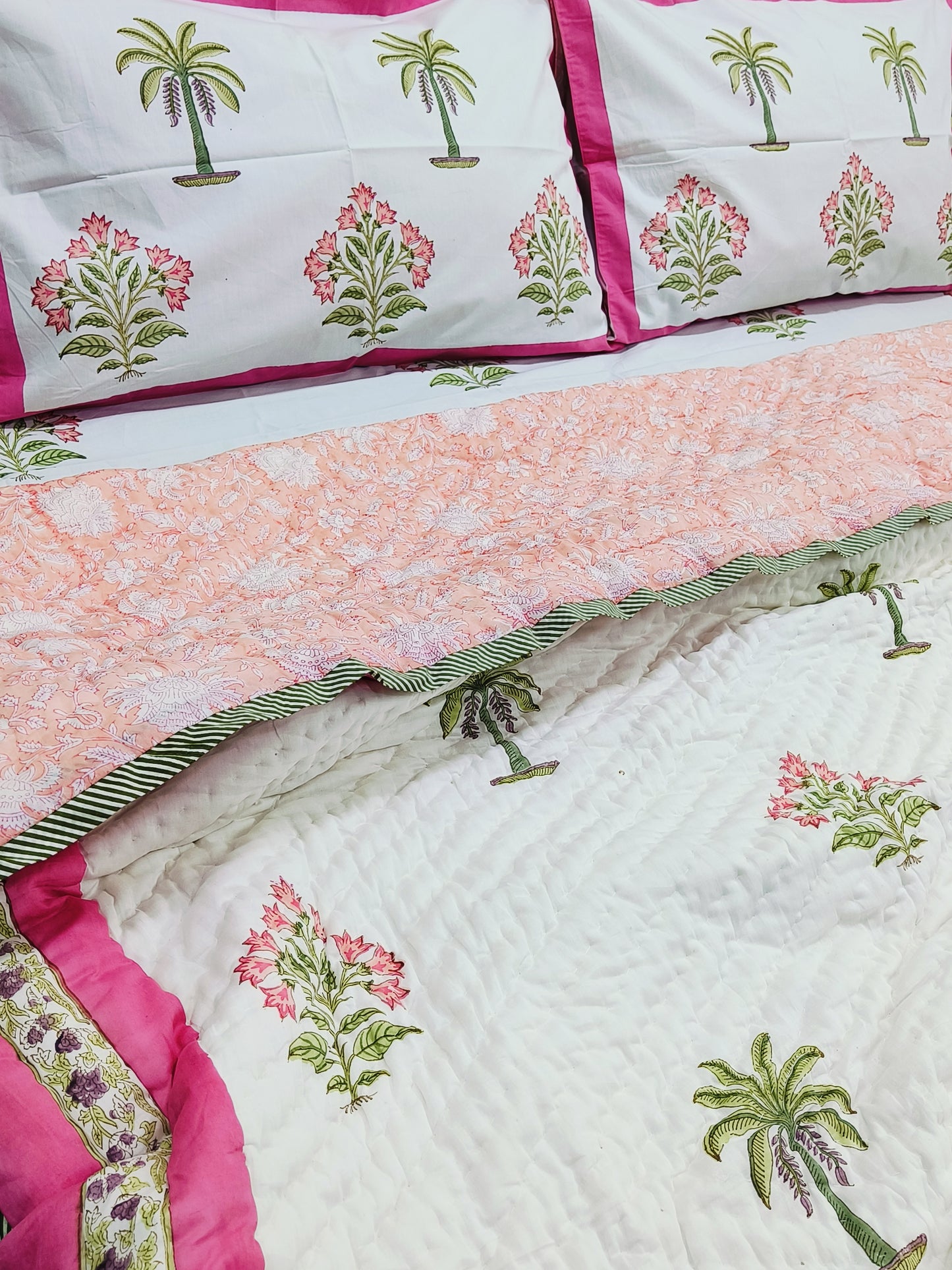 Bedding Sets with Quilts