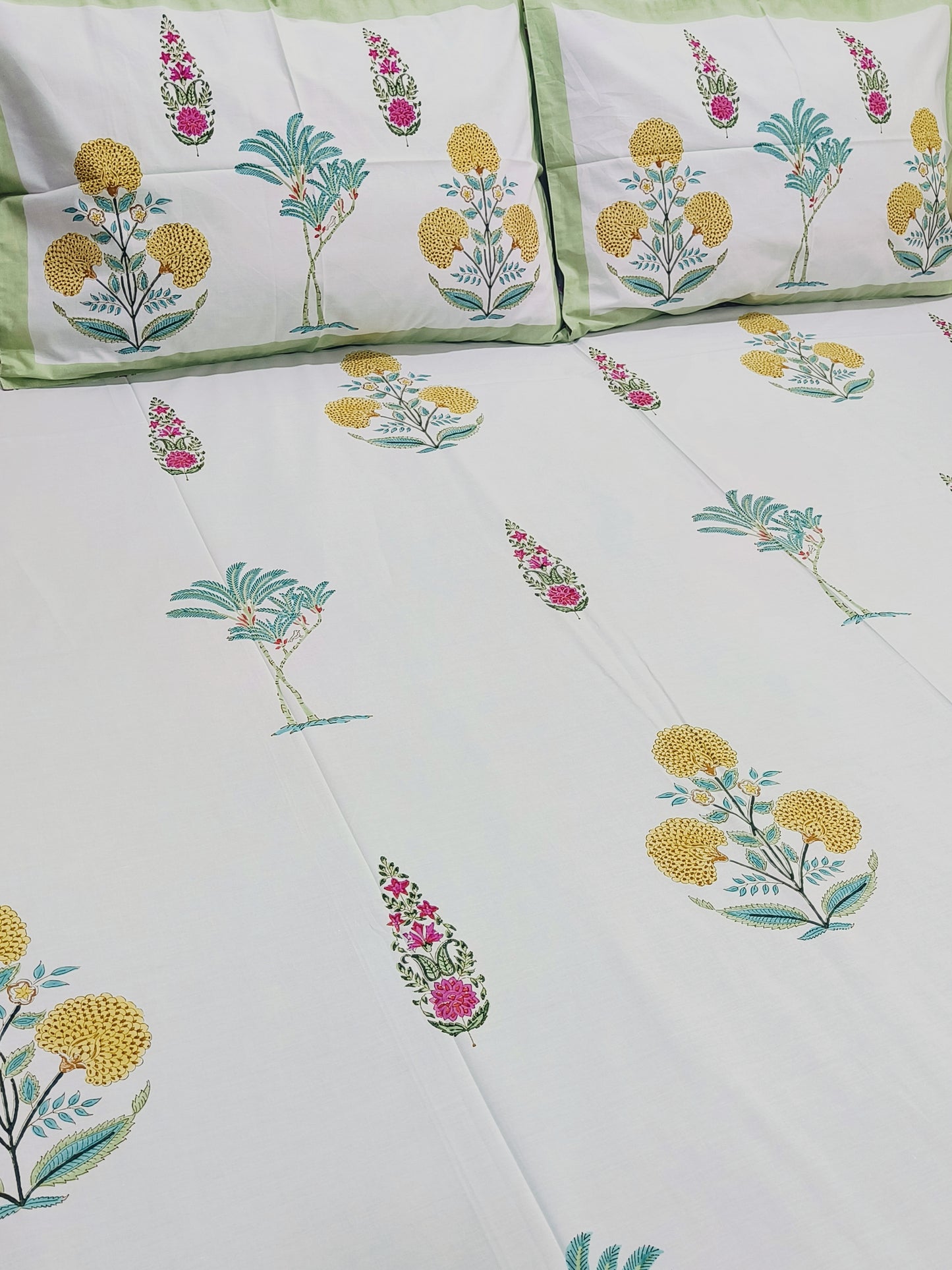 Handblock Printed Premium Bedsheet (Dispatch Time 24 Hours)