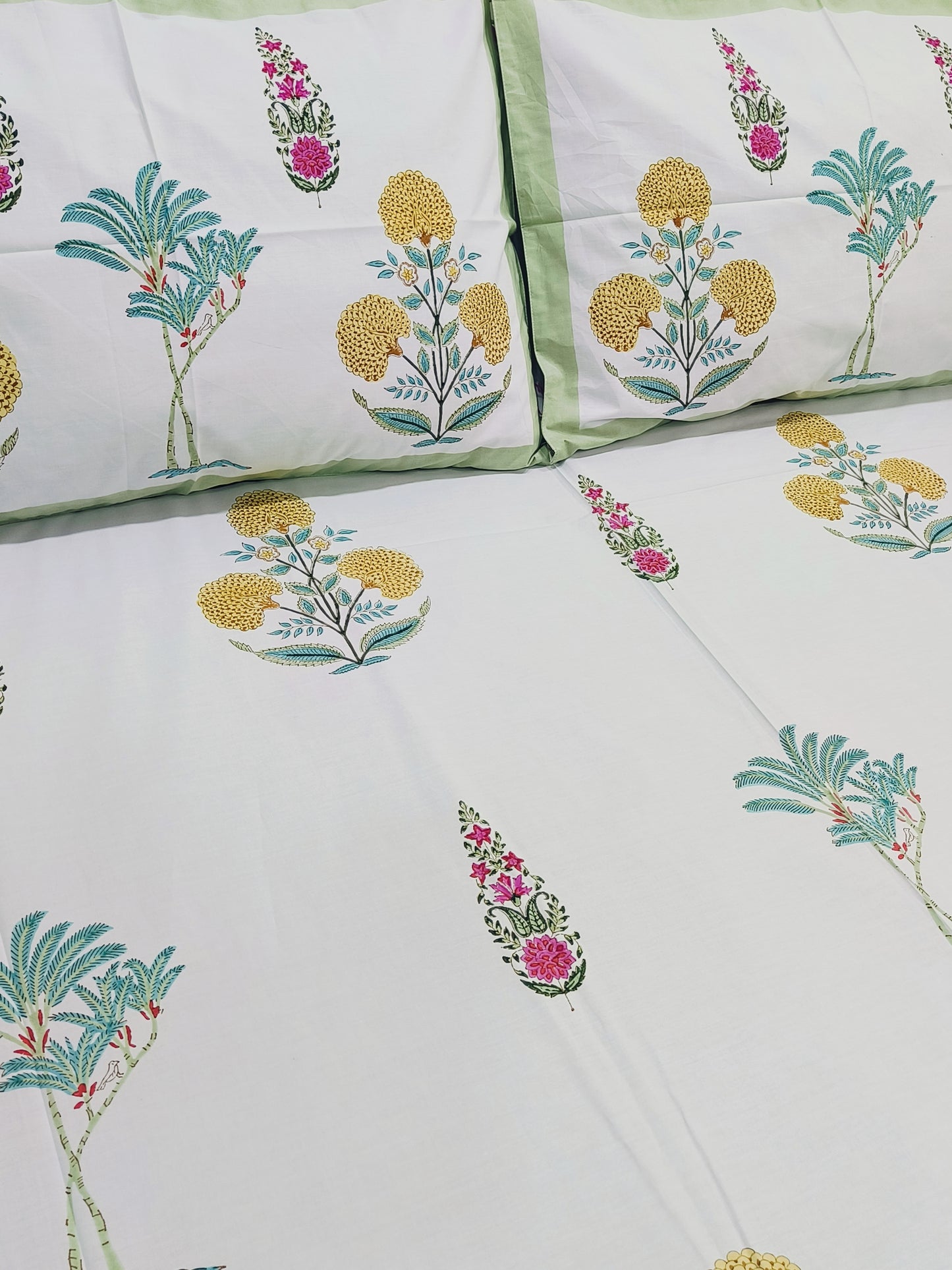Handblock Printed Premium Bedsheet (Dispatch Time 24 Hours)