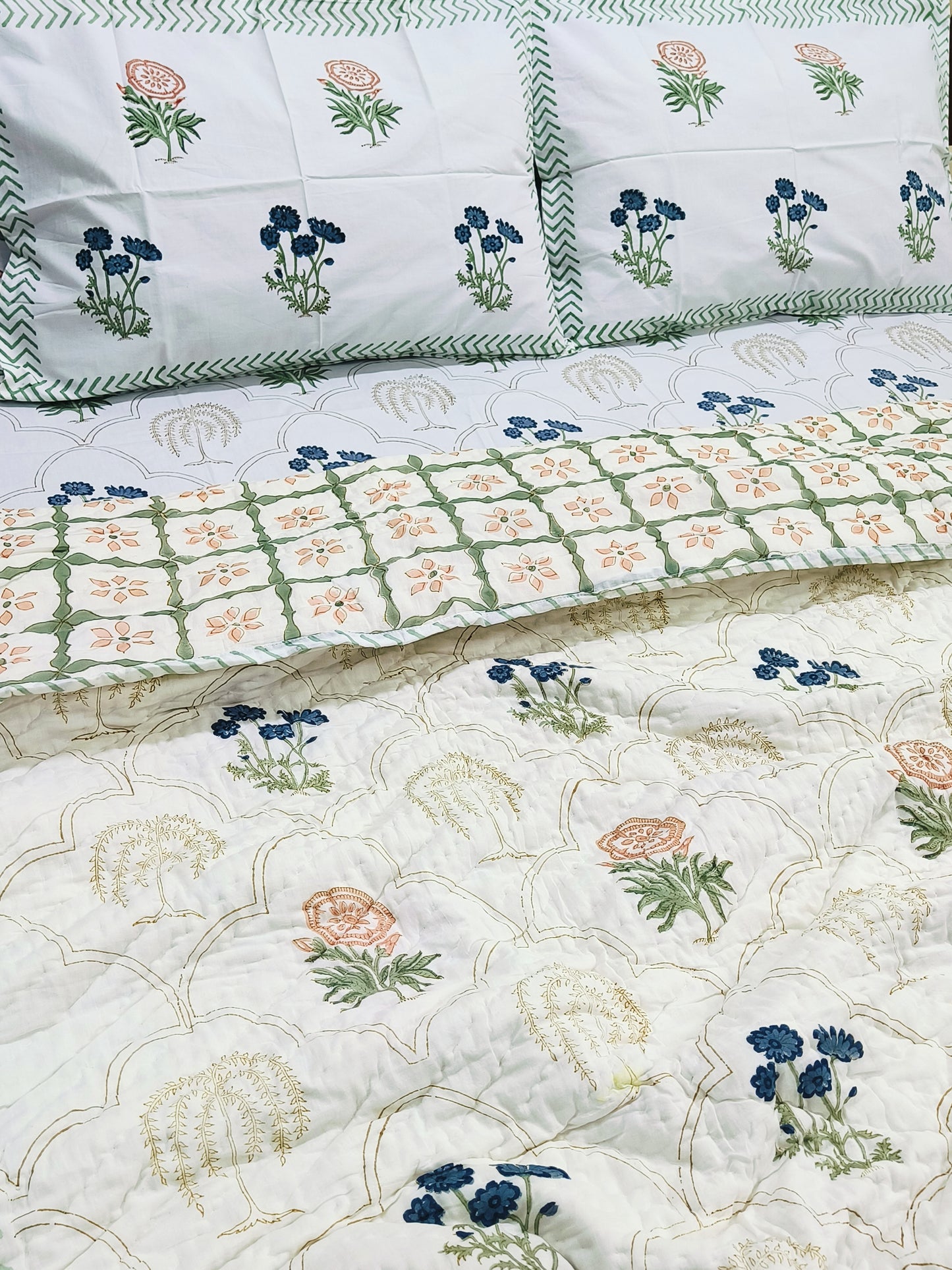 Bedding Sets with Quilts ( 108 * 108 Inches)