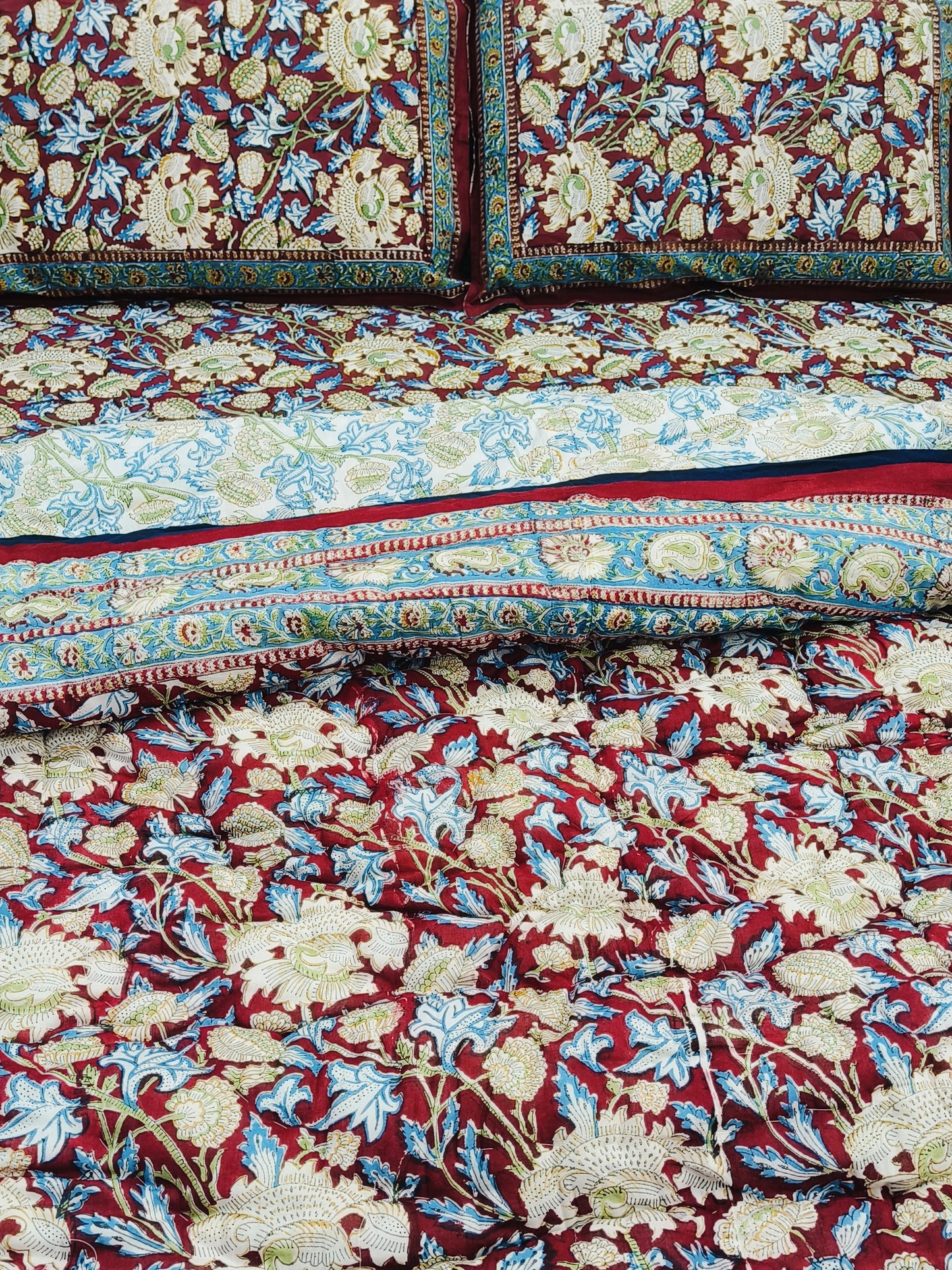 Bedding Sets with Quilts