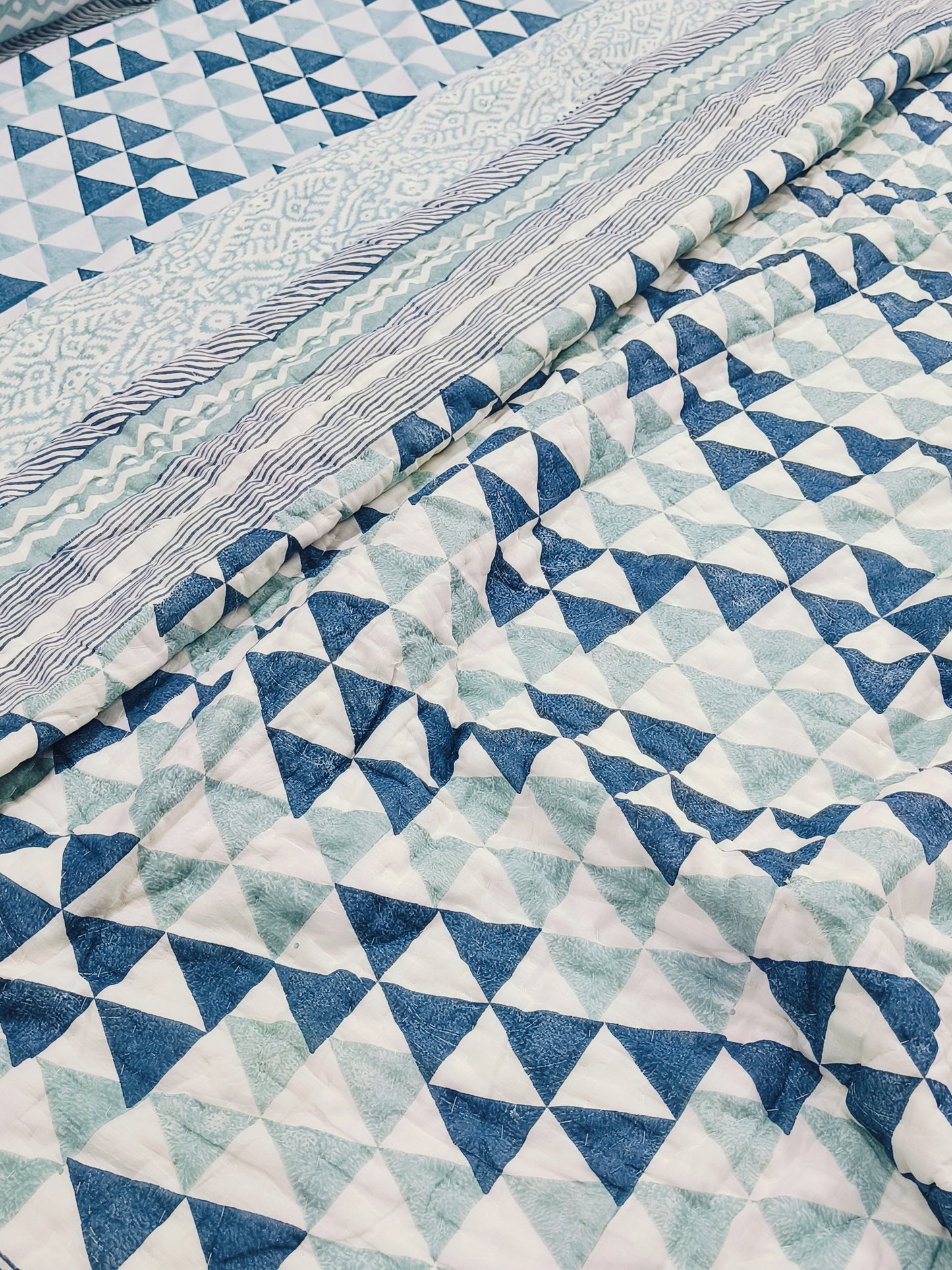 Bedding Sets with Quilts