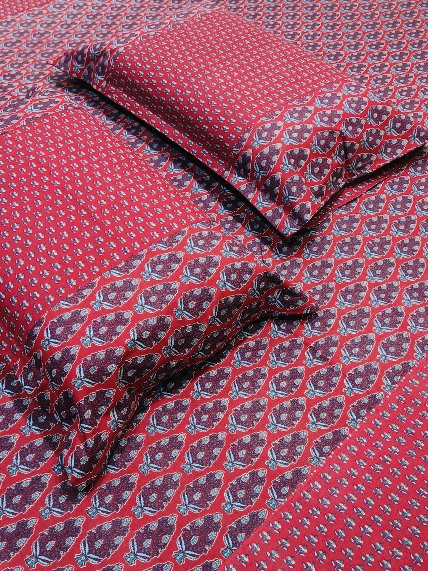 FRESH ARRIVALS Gulbahaar King Size Bedsheets(Dispatch Time 24 Hours)