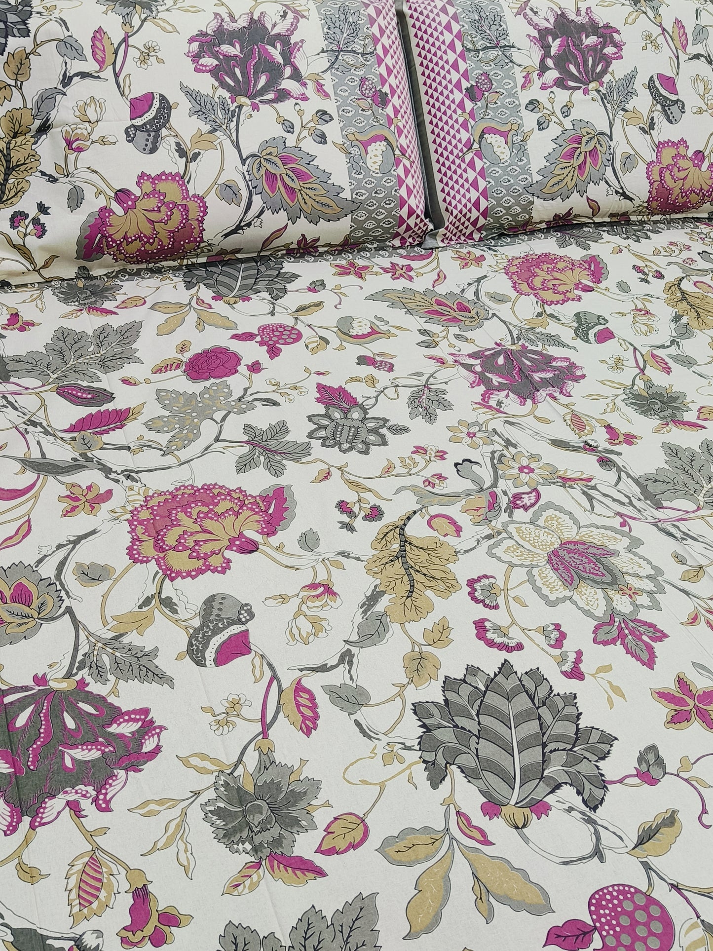 FRESH ARRIVAL! Floral Sadabahaar Bedsheets(Dispatch Time 24 Hours)