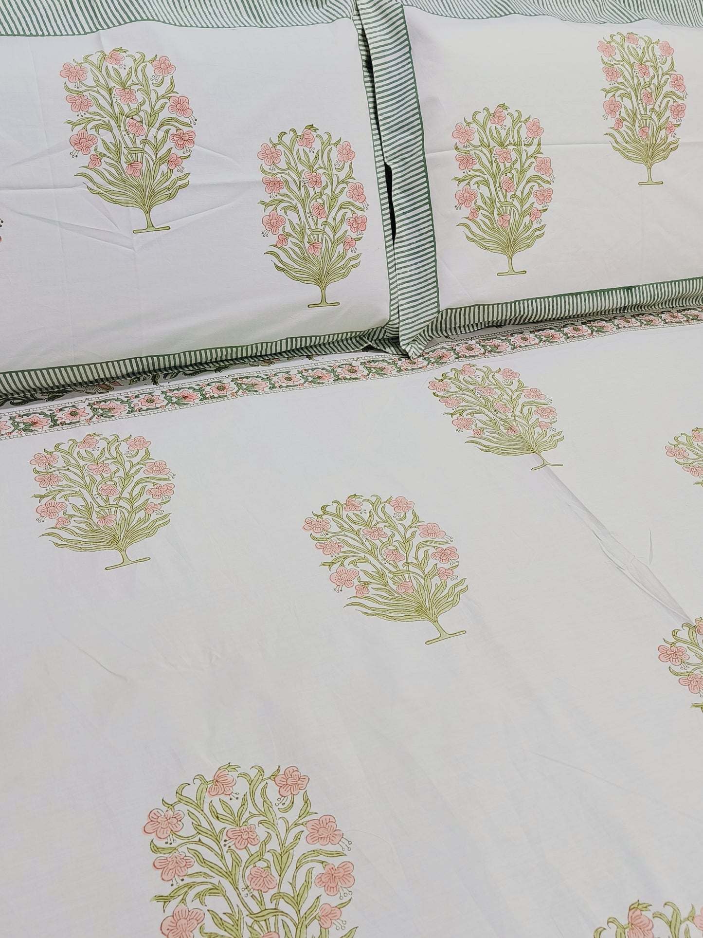 Handblock Printed Premium Bedsheets (Dispatch Time 24 Hours)