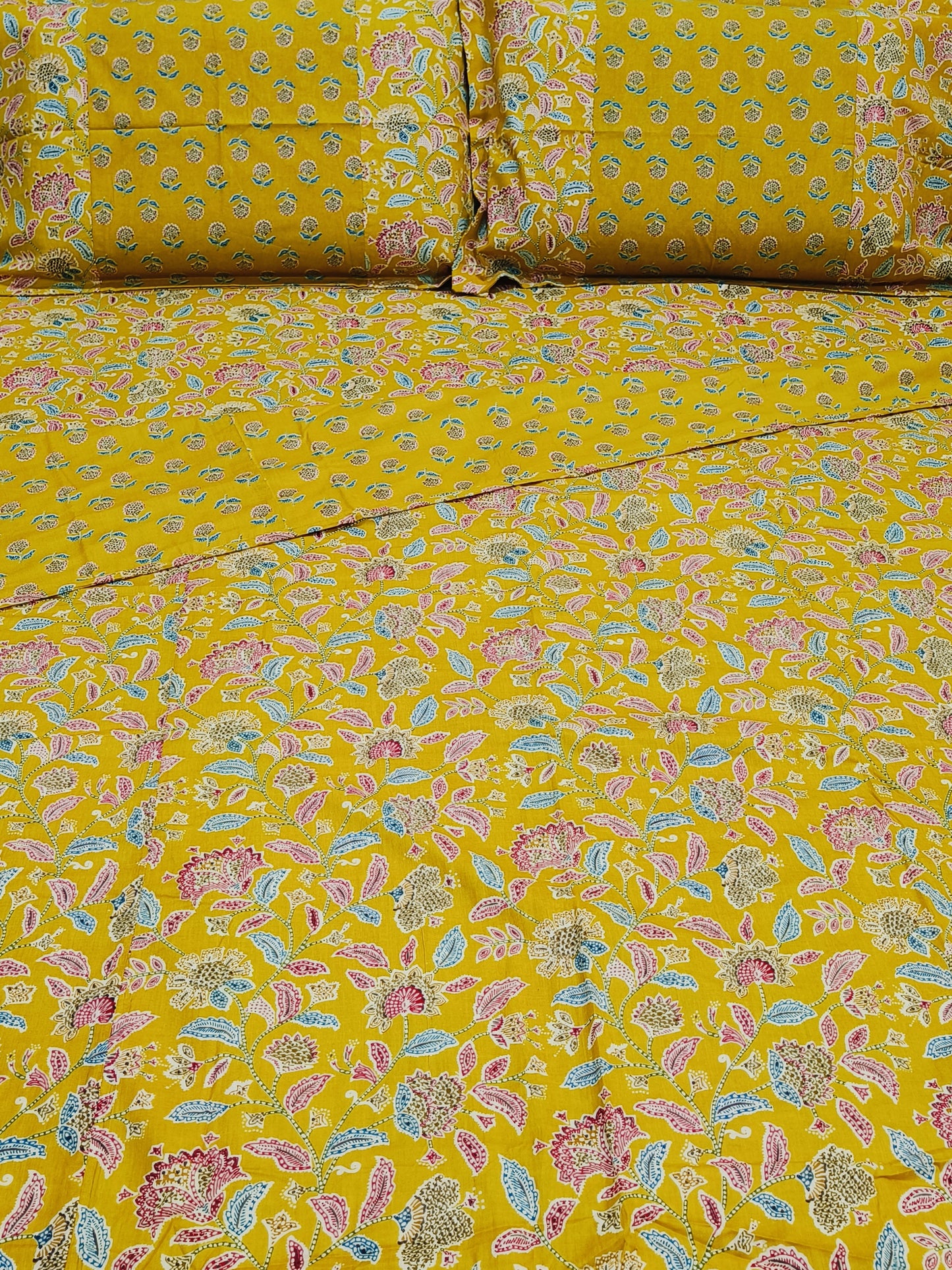 Bedding sets with Dohars