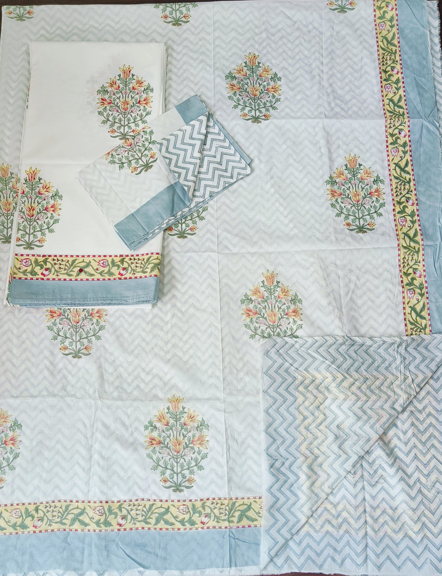 Duvet Cover Set(QUEEN SIZE)