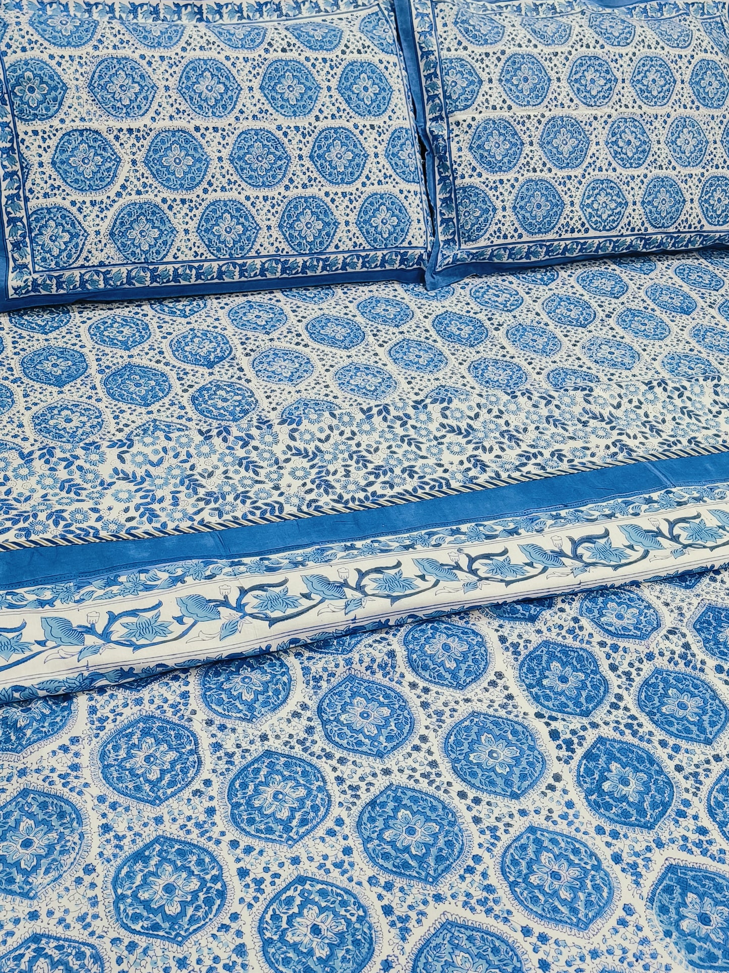 Bedding sets with Dohars