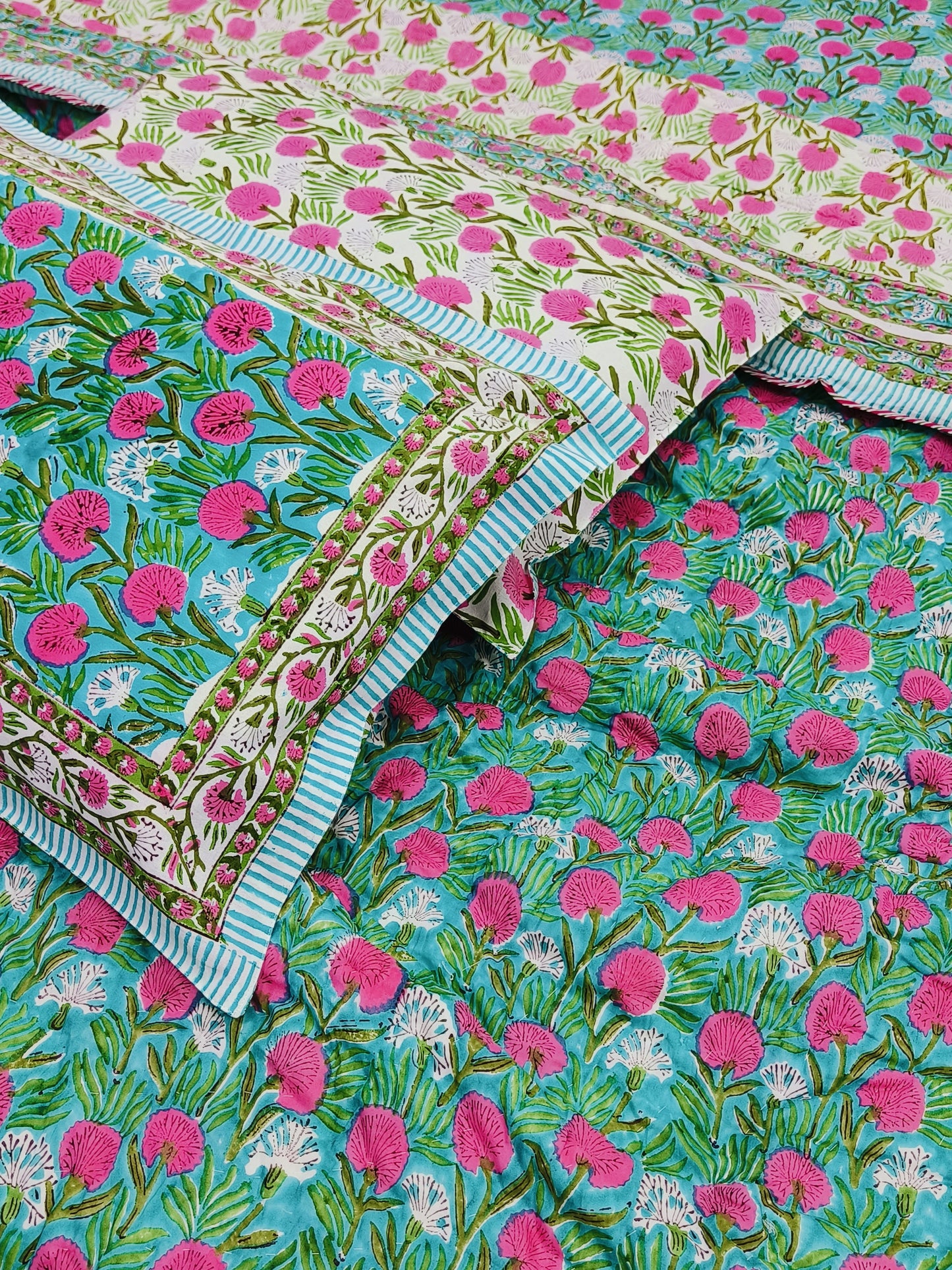 Bedding Sets with Quilts (108*108)