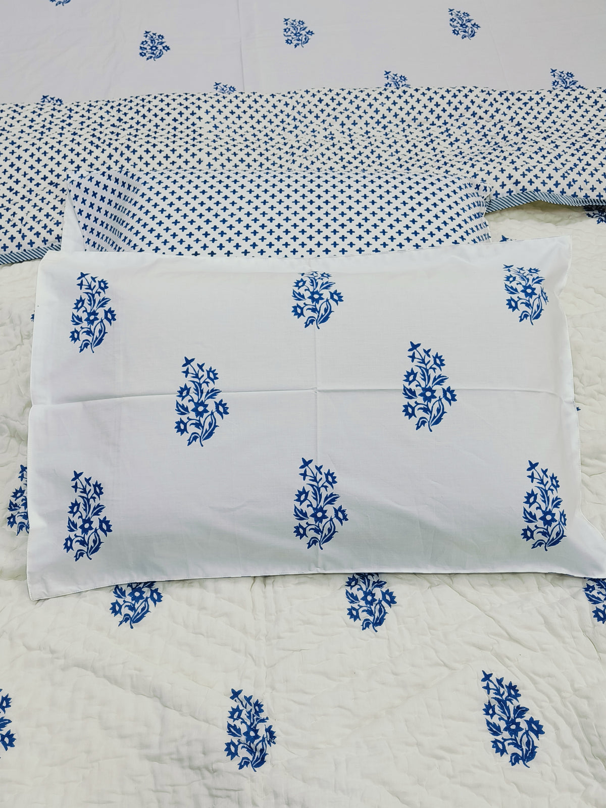 Bedding Sets with Quilts