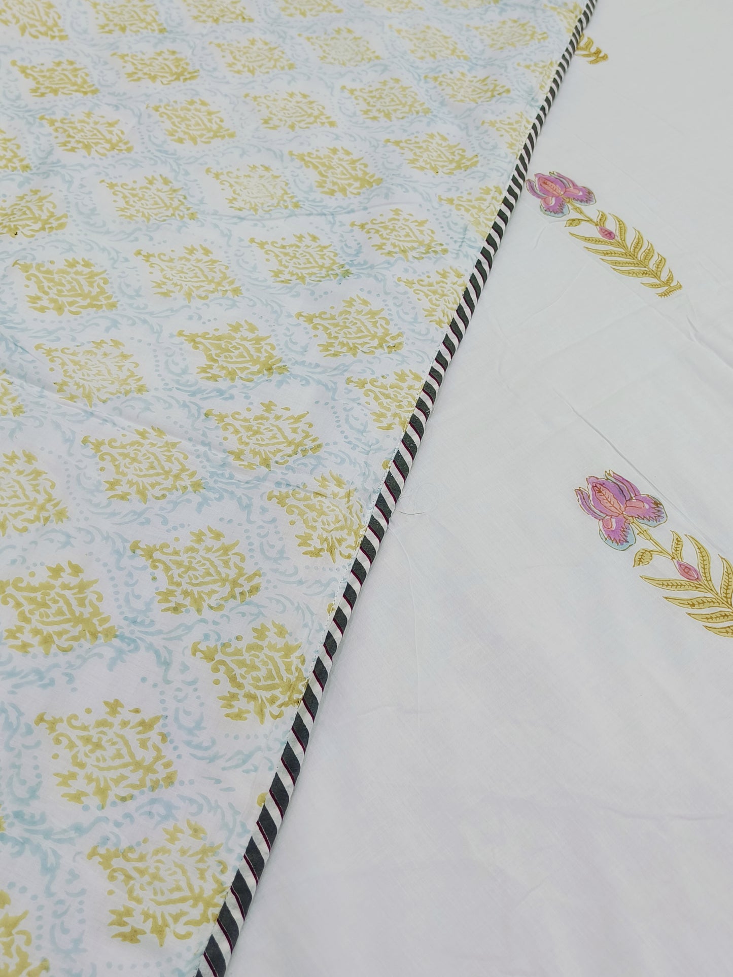 FRESH ARRIVAL Handblock Printed Premium Double Bed Dohars