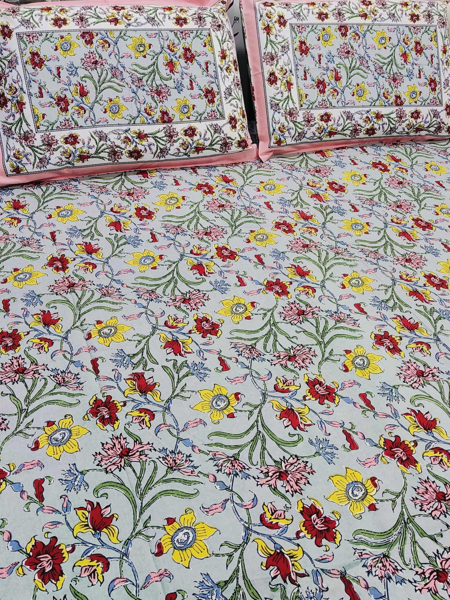 FRESH ARRIVAL! Floral Sadabahaar Bedsheets(Dispatch Time 24 Hours)