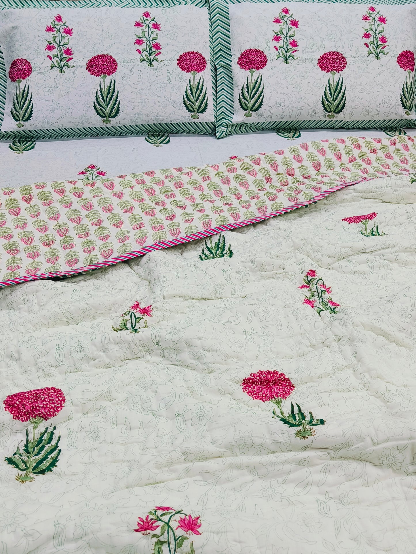 Bedding Sets with Quilts