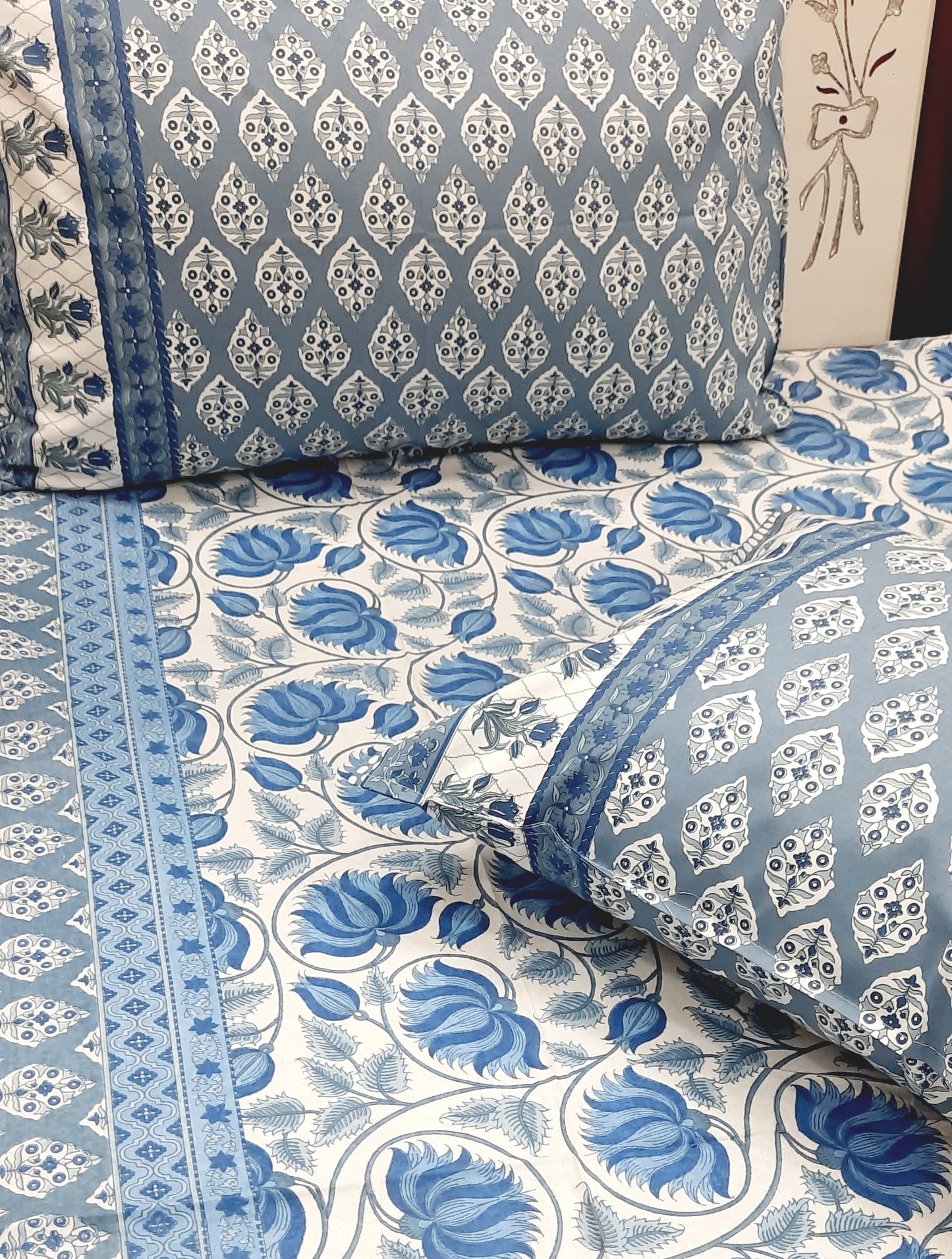 Floral Sadabahaar Bedsheet