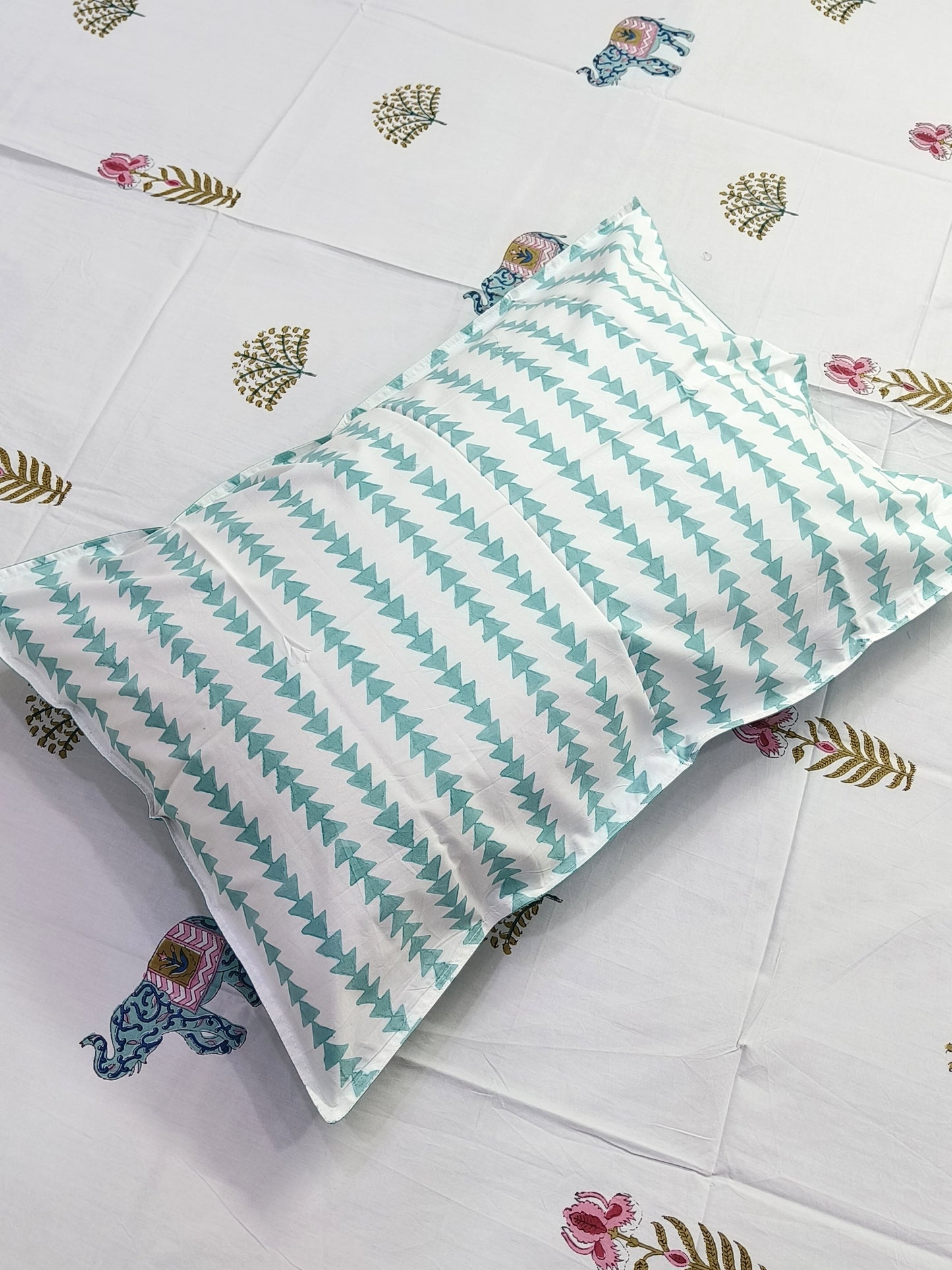 FRESH ARRIVAL Handblock Printed Premium Bedsheets