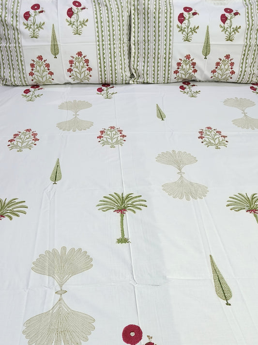 Bedsheet With King Size Pillow Cases