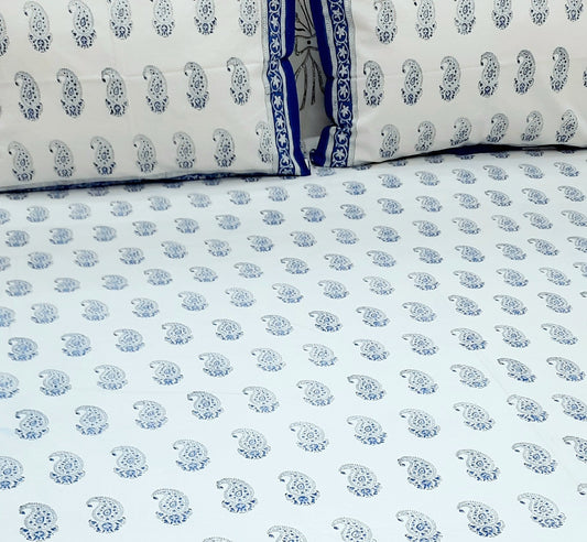 Bedsheet With King Size Pillow Cases
