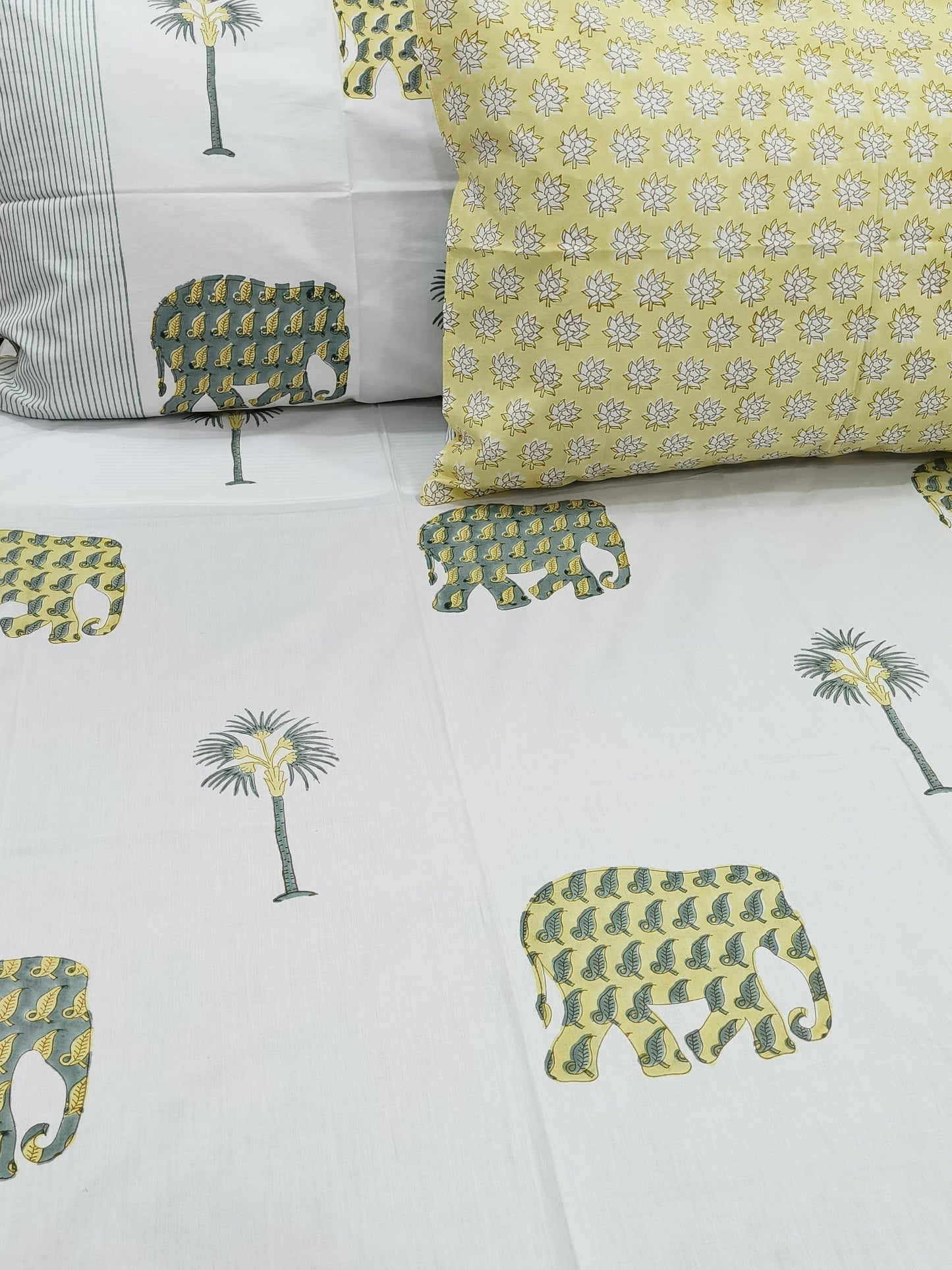 QUEEN Fitted Sheet