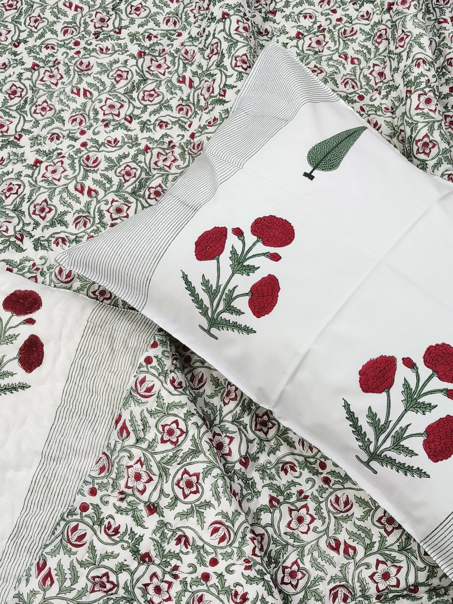 Bedding Sets with Quilts