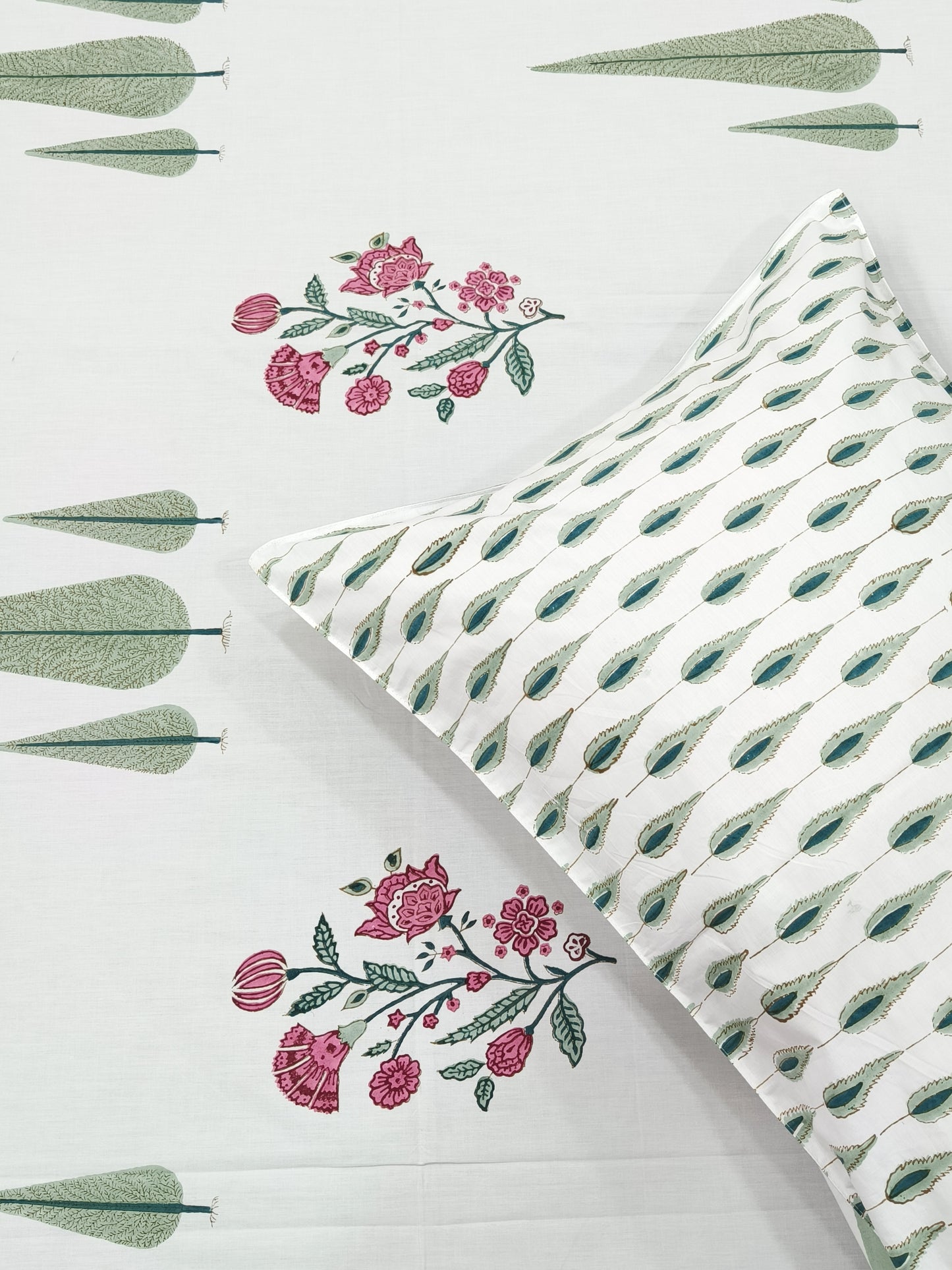 Handblock Printed Premium Bedsheets (Dispatch Time 24 Hours)