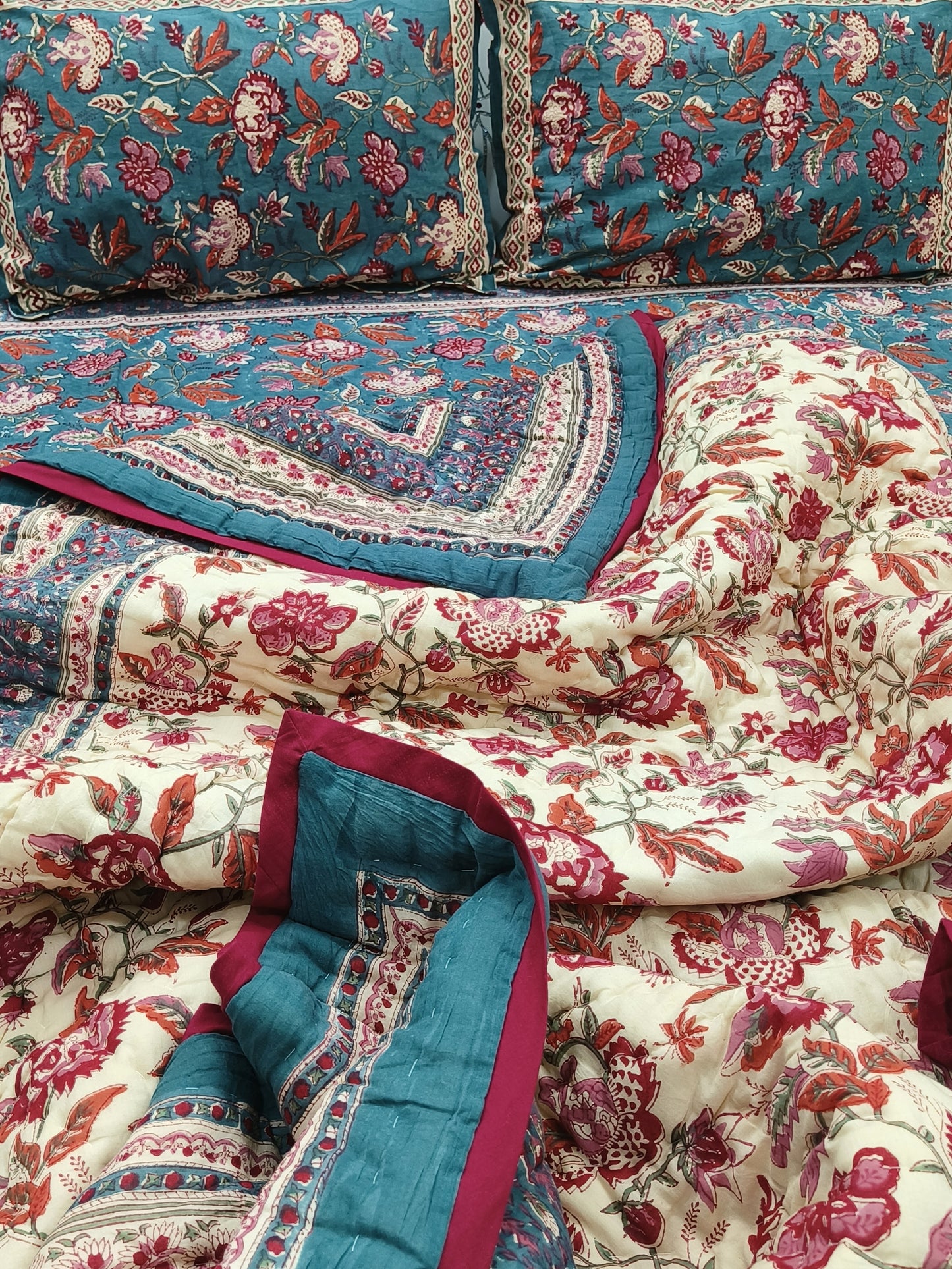 Bedding Sets with Quilts