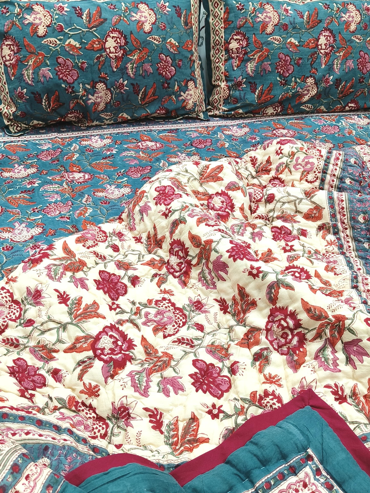 Bedding Sets with Quilts