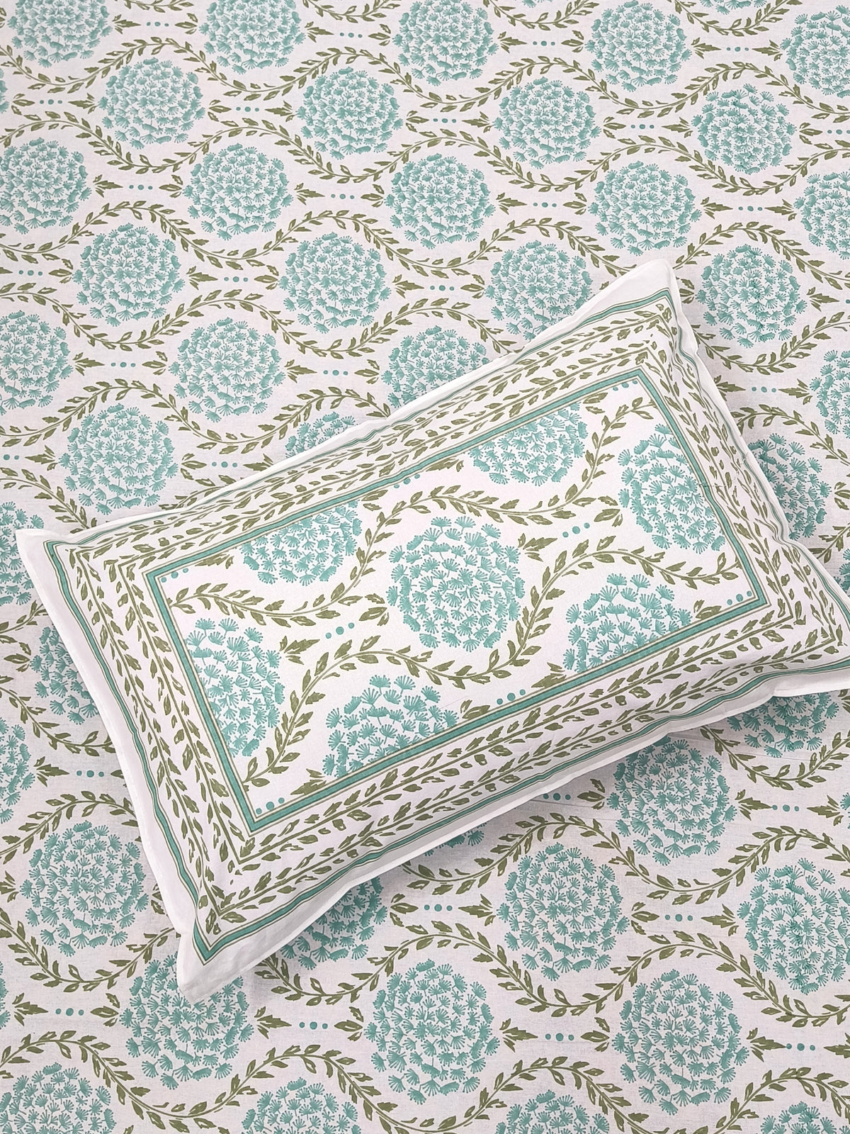 FRESH ARRIVALS Gulbahaar King Size Bedsheets