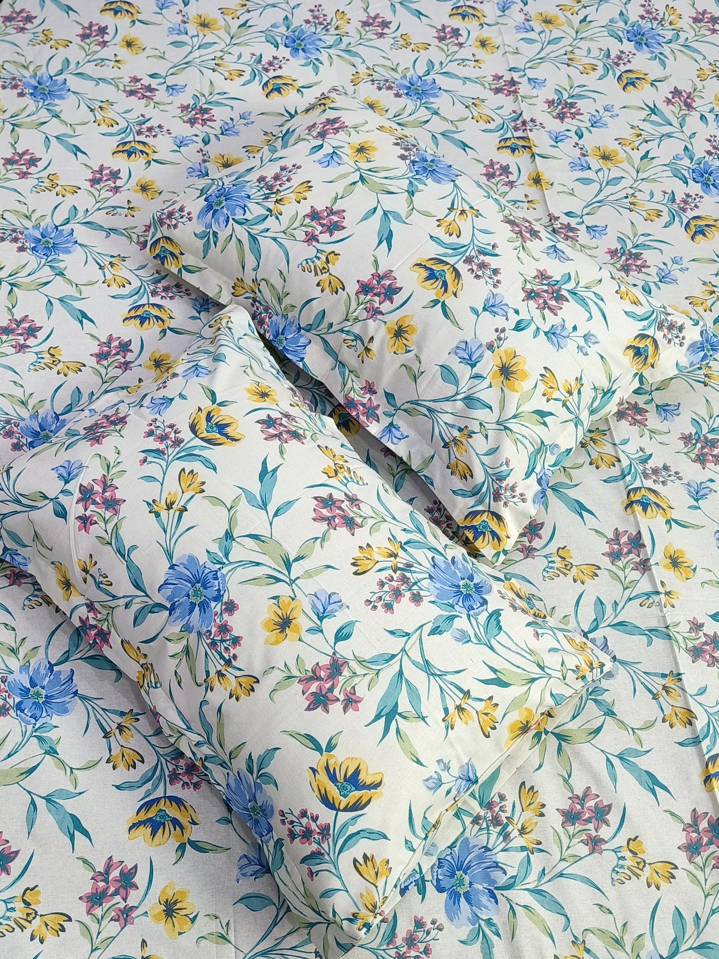 FRESH ARRIVAL Floral Print Sadabahaar Bedsheet