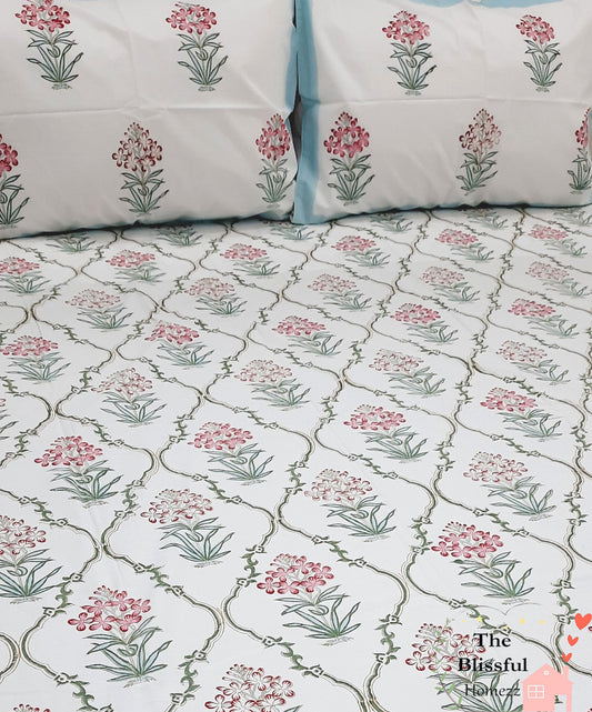 Bedsheet With King Size Pillow Cases