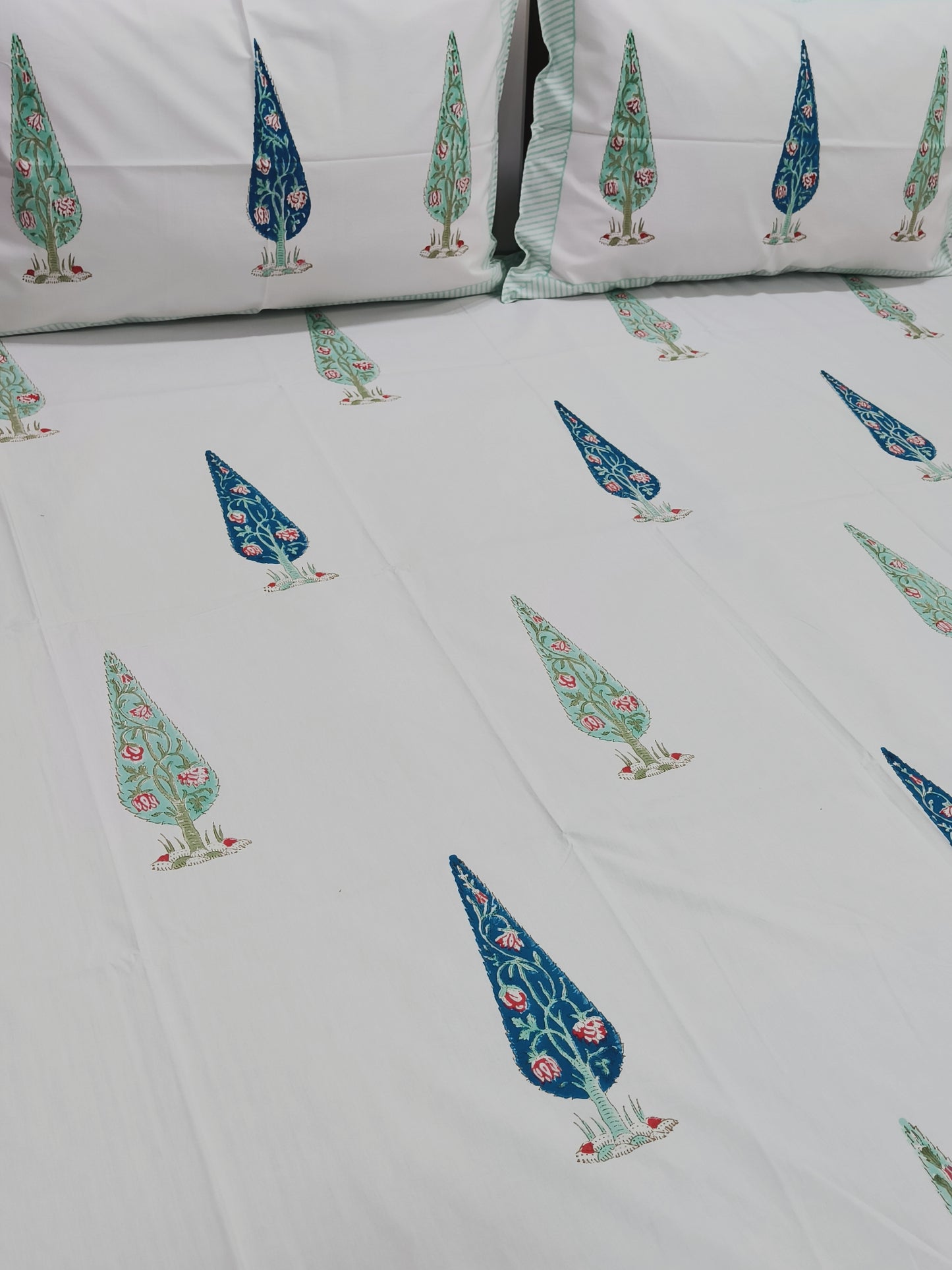 FRESH ARRIVAL Handblock Printed Premium Bedsheets