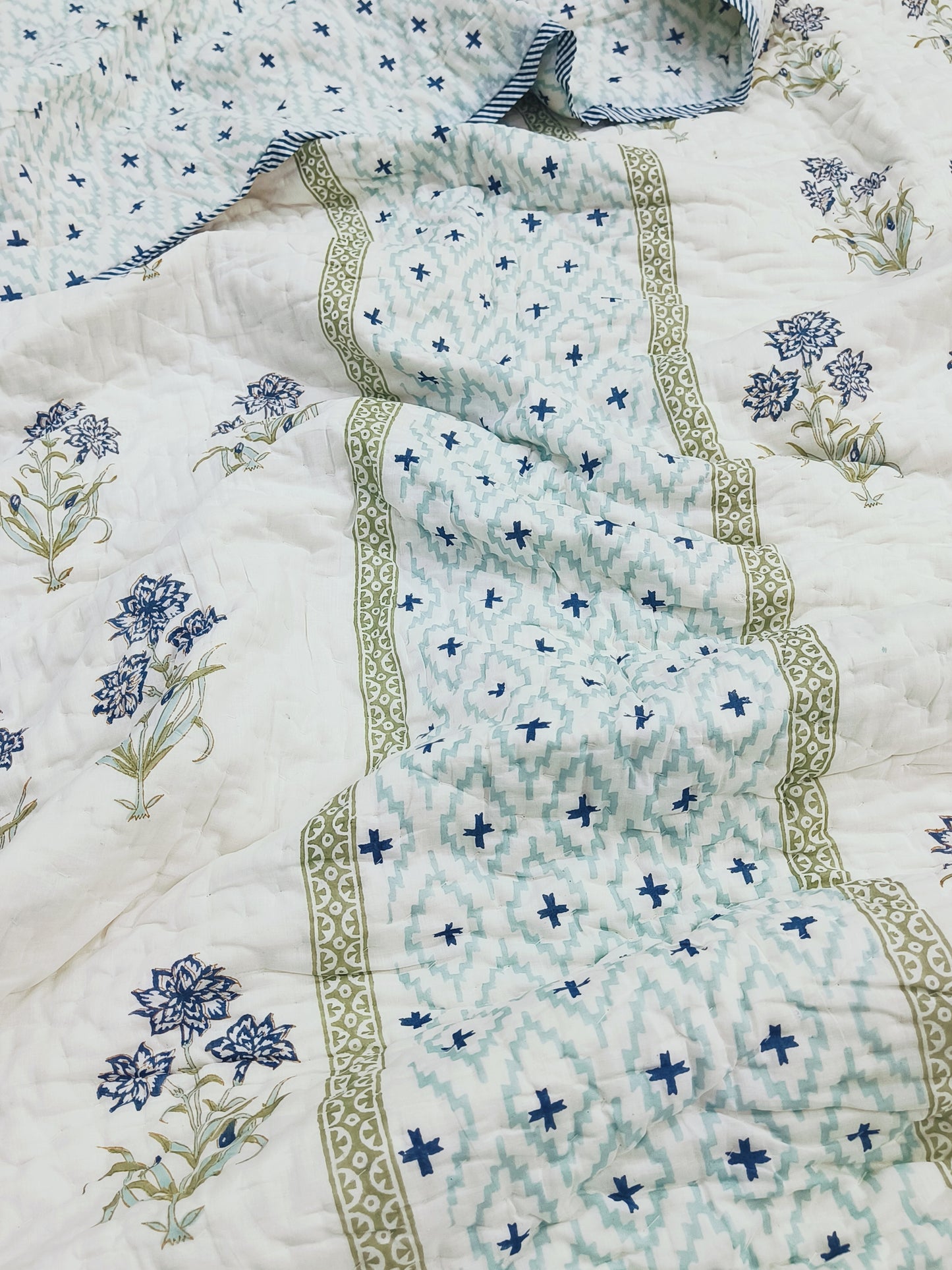 FRESH ARRIVAL Quilts (Double Bed)