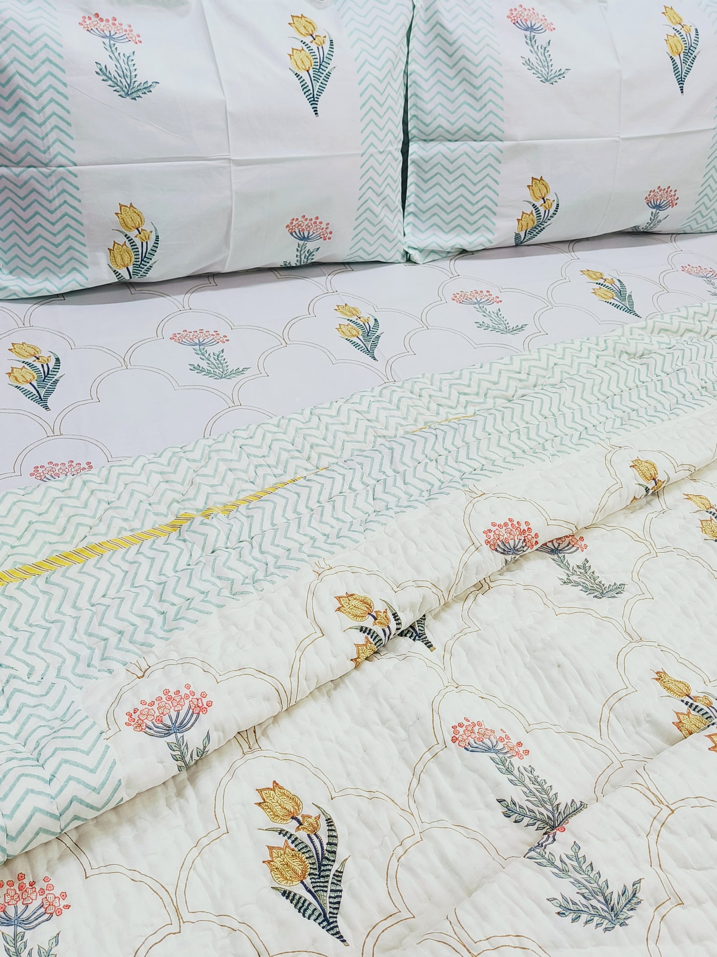 Bedding Sets with Quilts