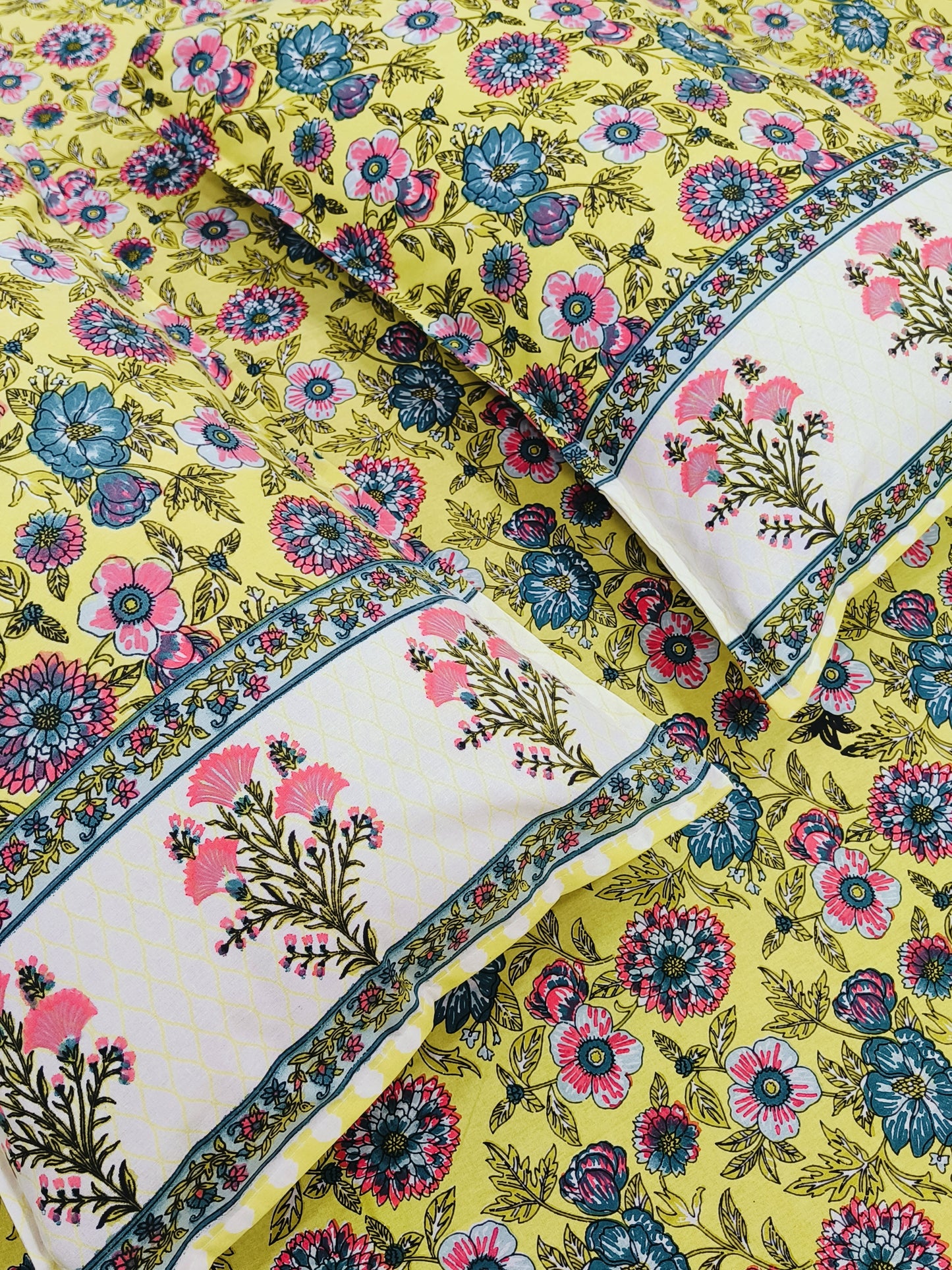 FRESH ARRIVAL! Floral Sadabahaar Bedsheets(Dispatch Time 24 Hours)
