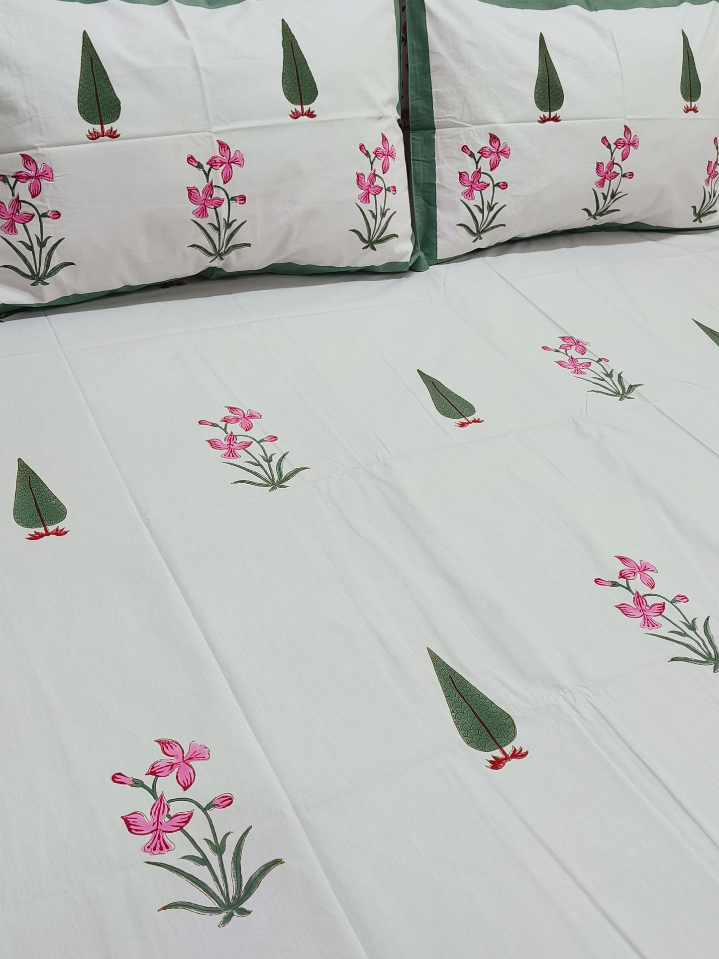 FRESH ARRIVAL Handblock Printed Premium Bedsheets(Dispatch Time 24 Hours)